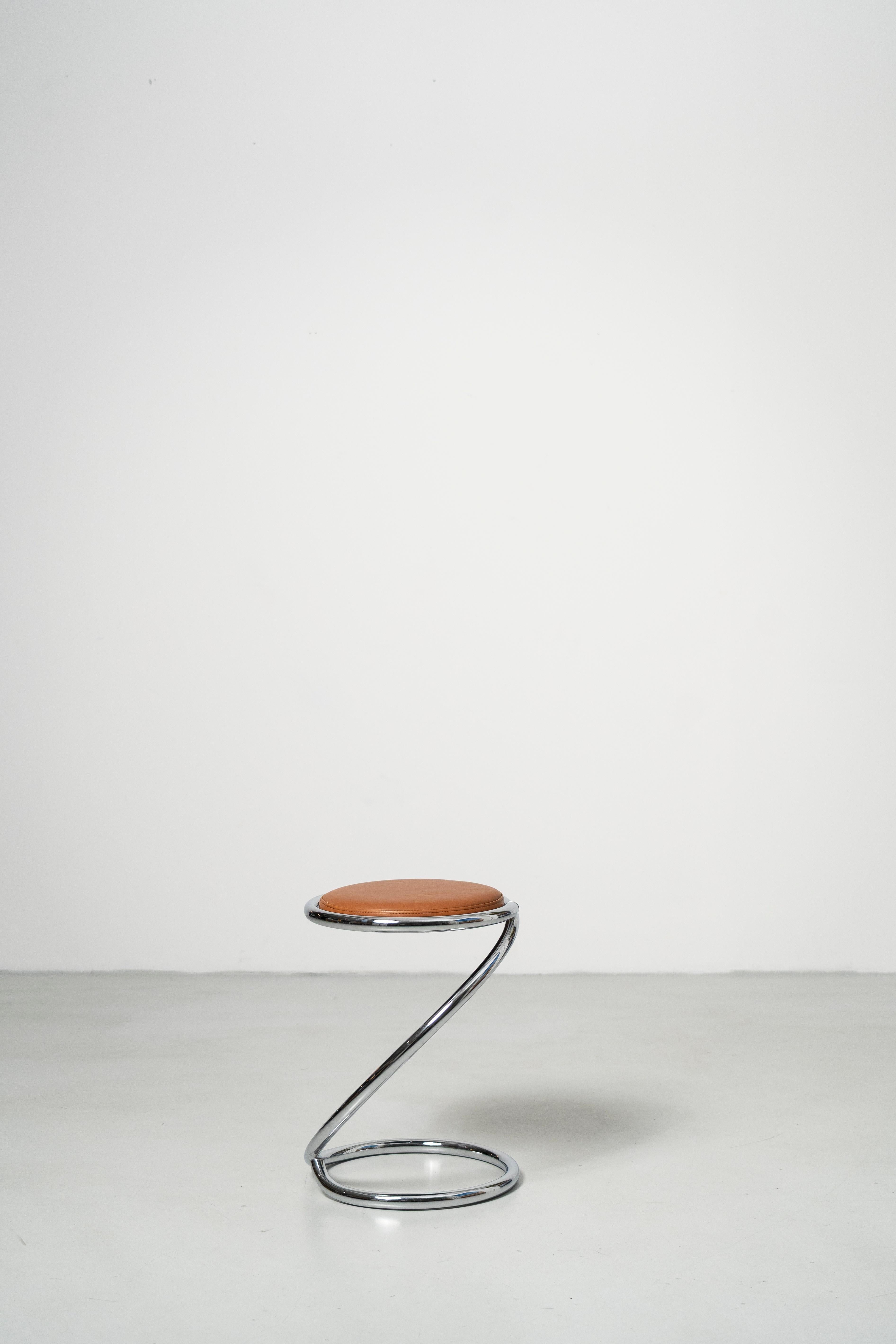 PH Schlangenhocker, Chrom, Leder Extreme Walnussholz, Lederpolsterung, Sichtbarer Rohr (Bauhaus) im Angebot