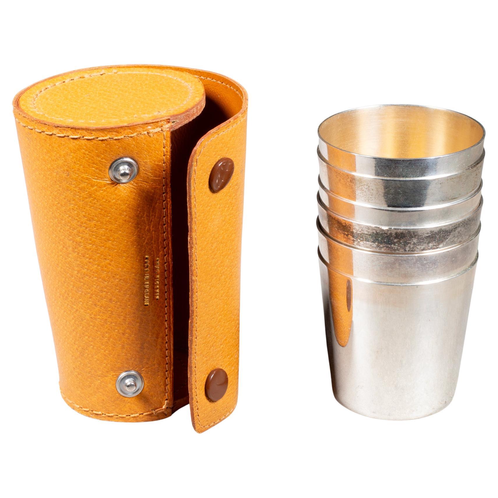 P.H. Vogel & Co. Silberne Jagdpokale und Etui ca. 1950 im Angebot