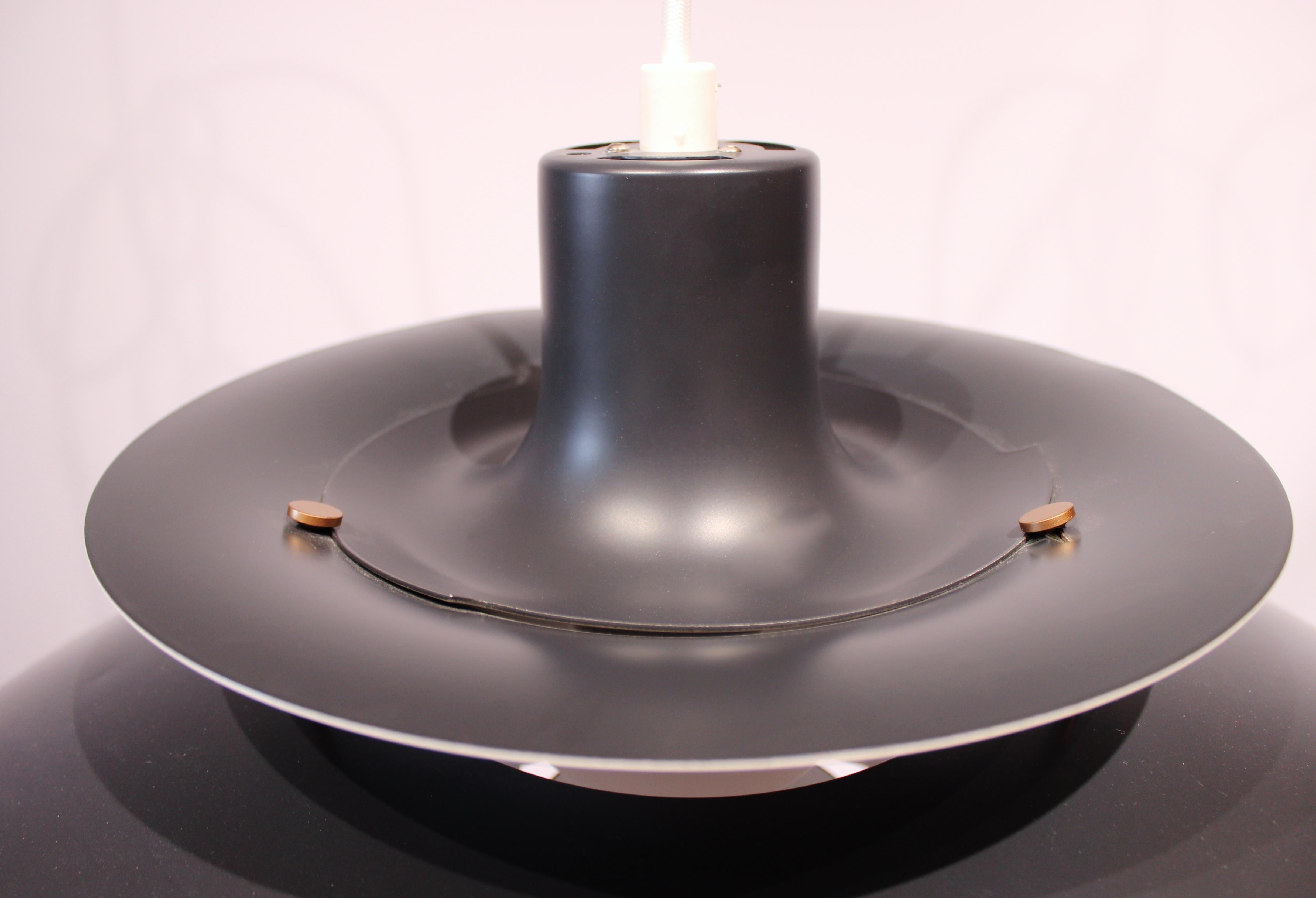 PH5 Pendant in Dark Grey by Poul Henningsen and Louis Poulsen, 1980s In Good Condition In Lejre, DK