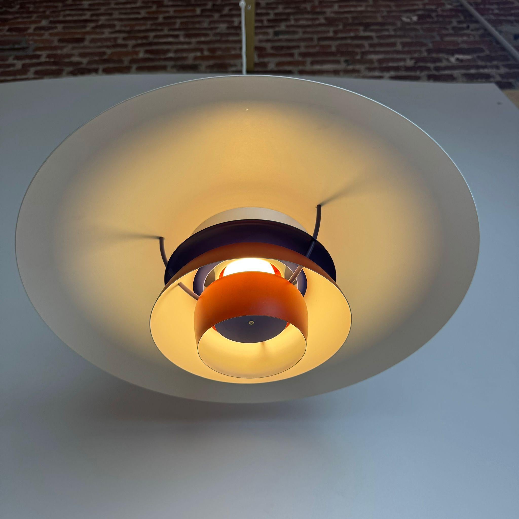 Ph5 red lamp, Poul Henningsen for Louis Poulsen, Denmark 1960 en venta 6