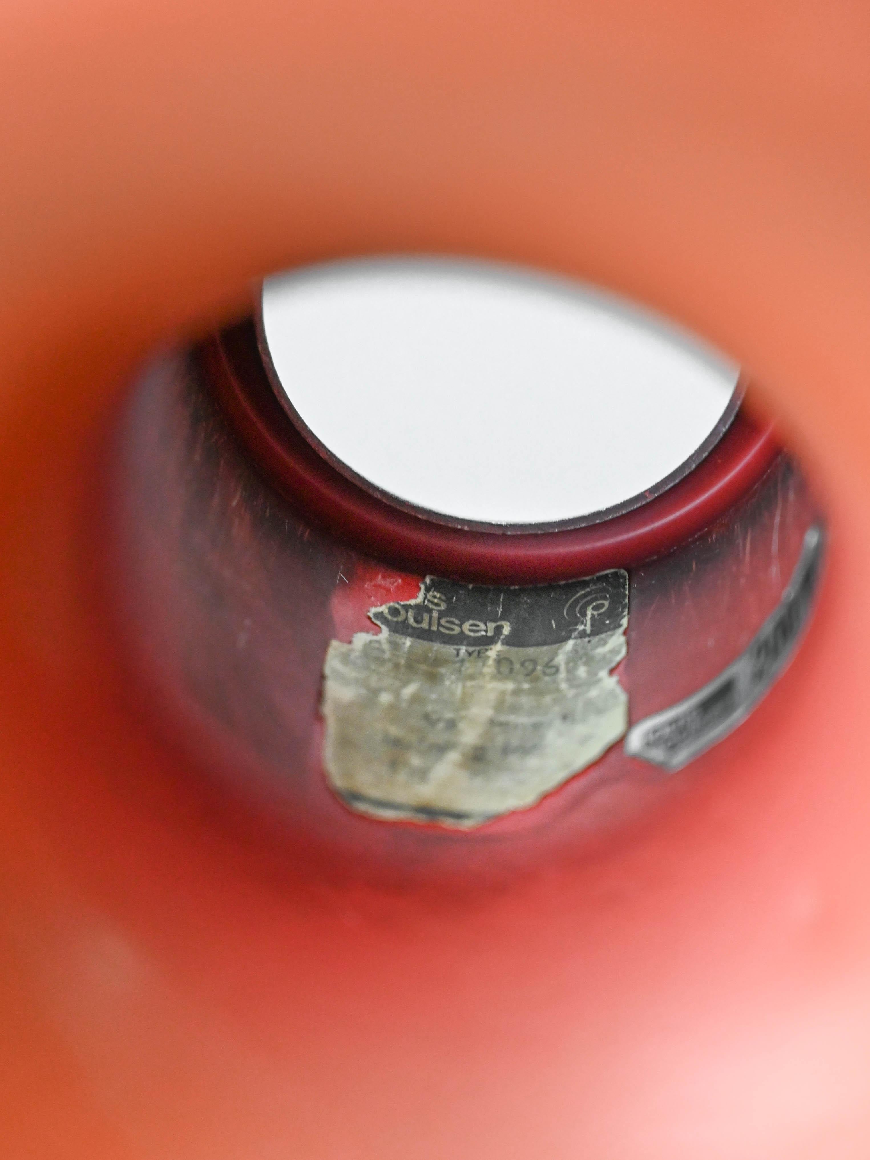 Lampe à suspension vintage PH5 de couleur rouge en vente 2