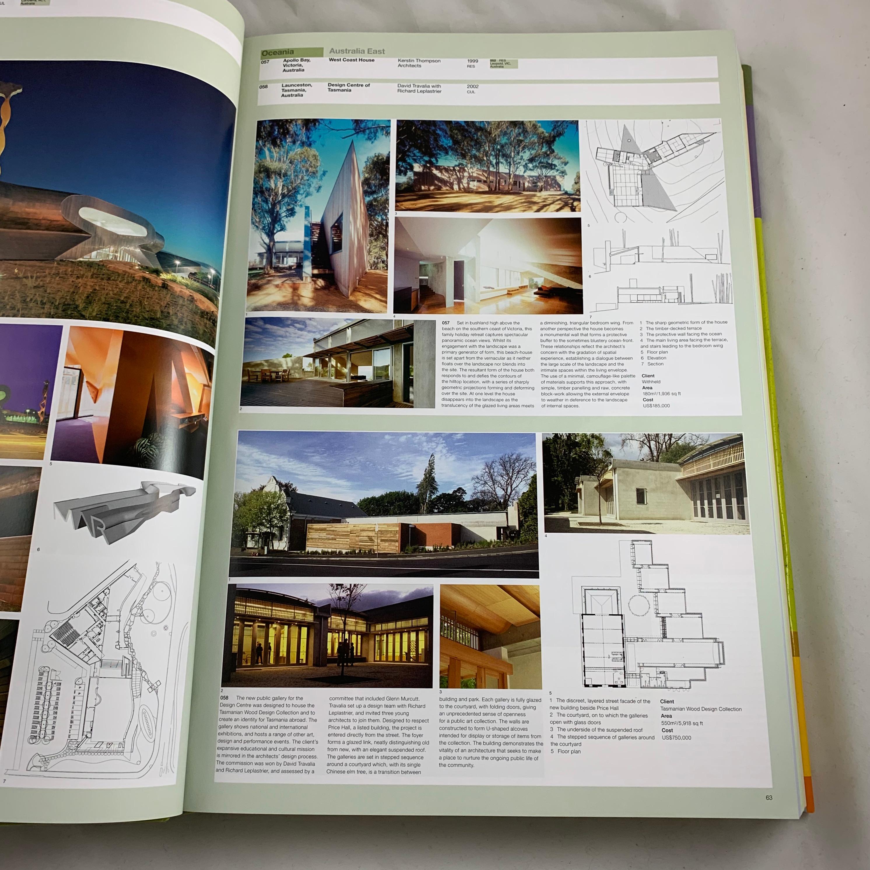Livre de collection Phaidon Atlas of Contemporary Architecture, dans une mallette fantôme en vente 2