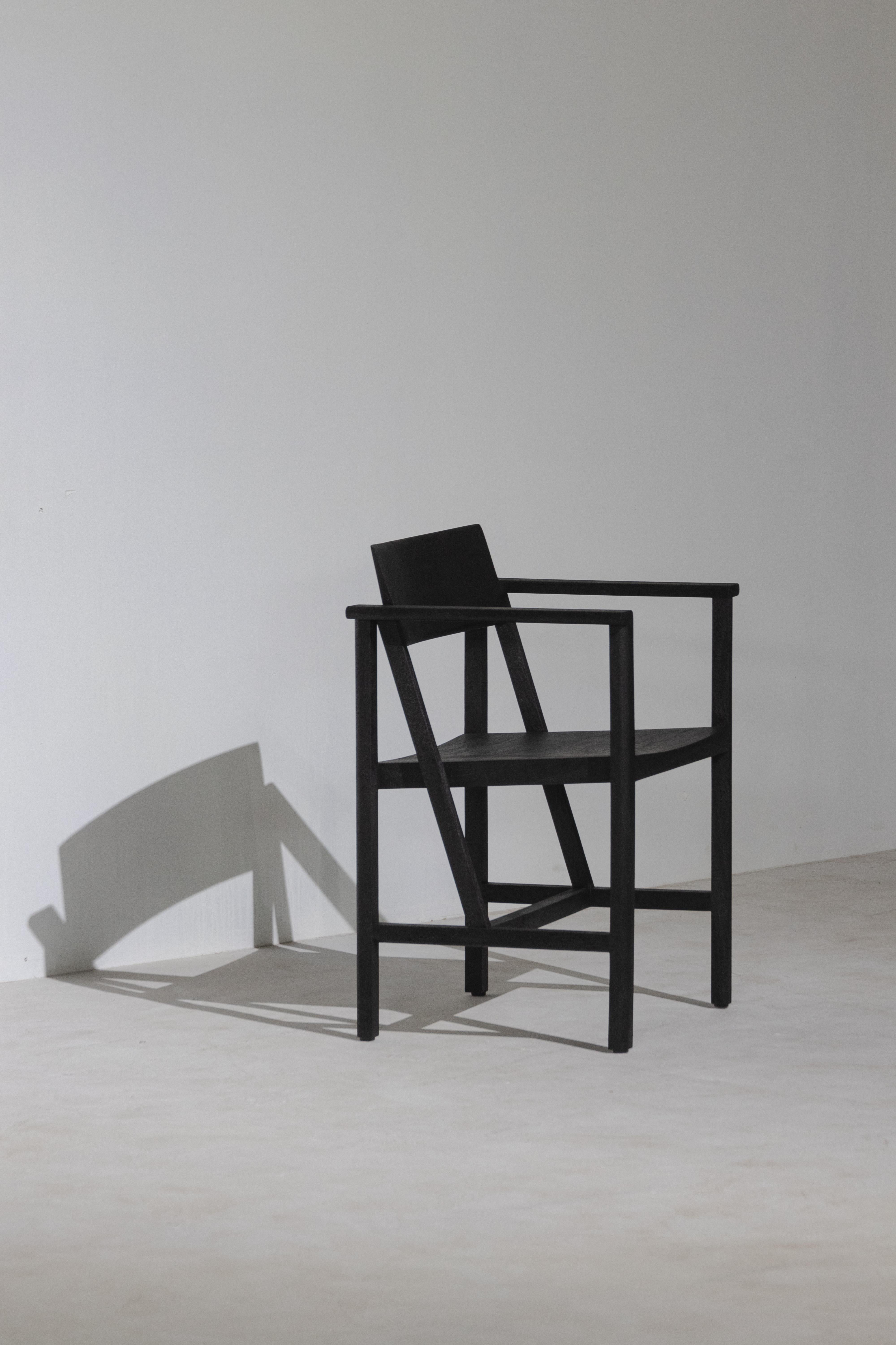 Phaka Chair, Charcoal Black Acacia Wood For Sale 2