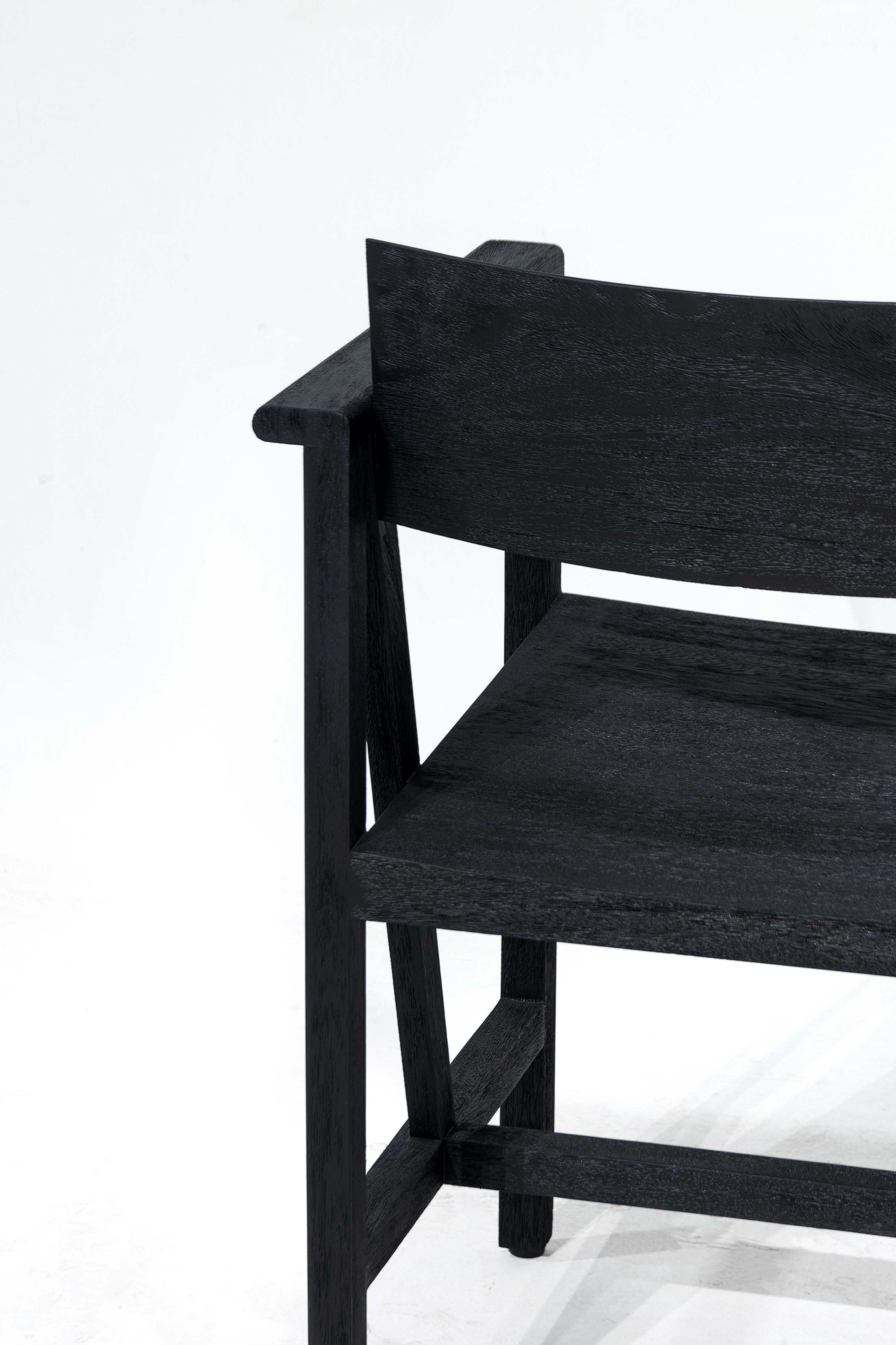 Phaka Chair, Rough Black Monkey Pod Wood For Sale 1