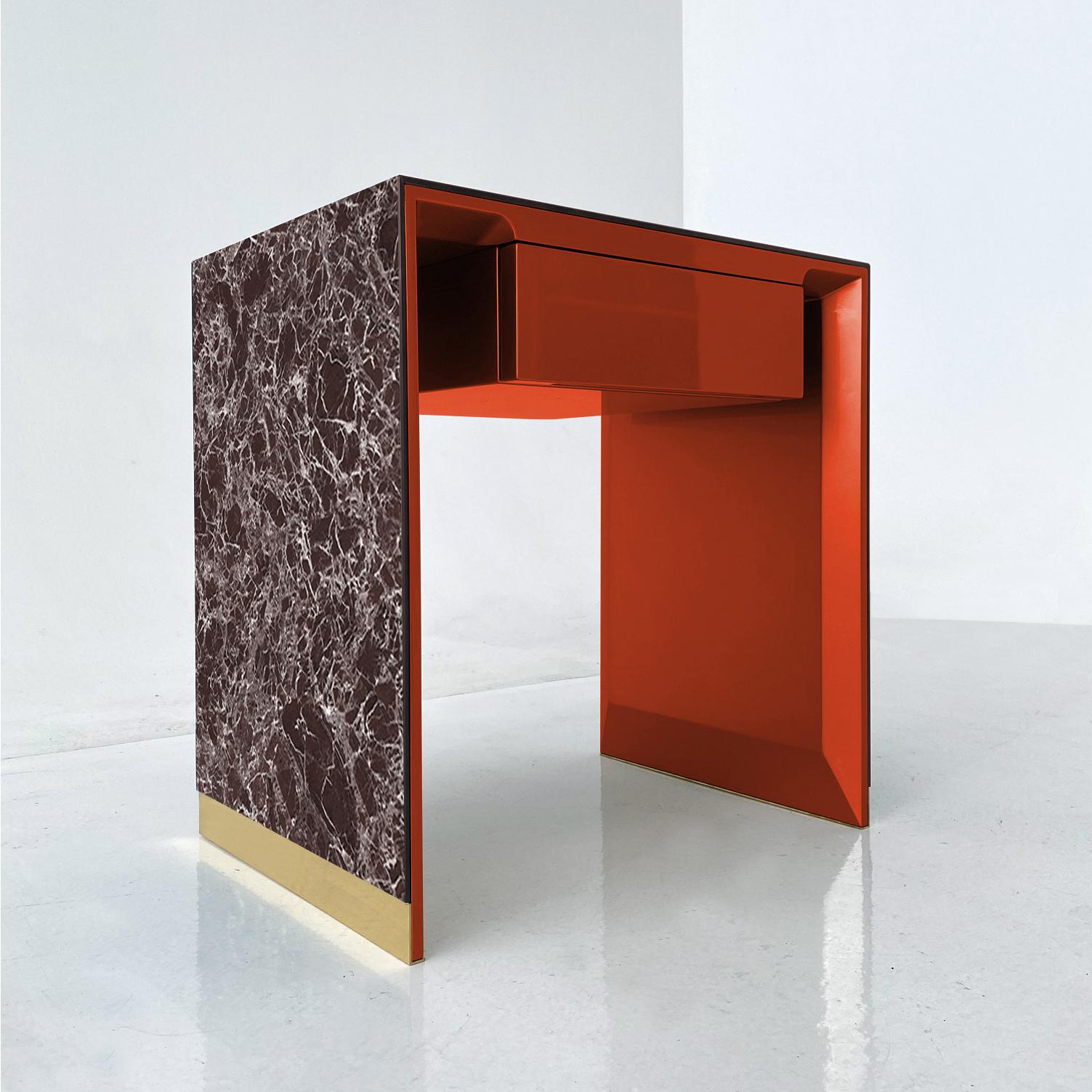 Comodino alto Phantom 60 Laccato Oro e Calacatta Oro di Casa Casati in vendita 6