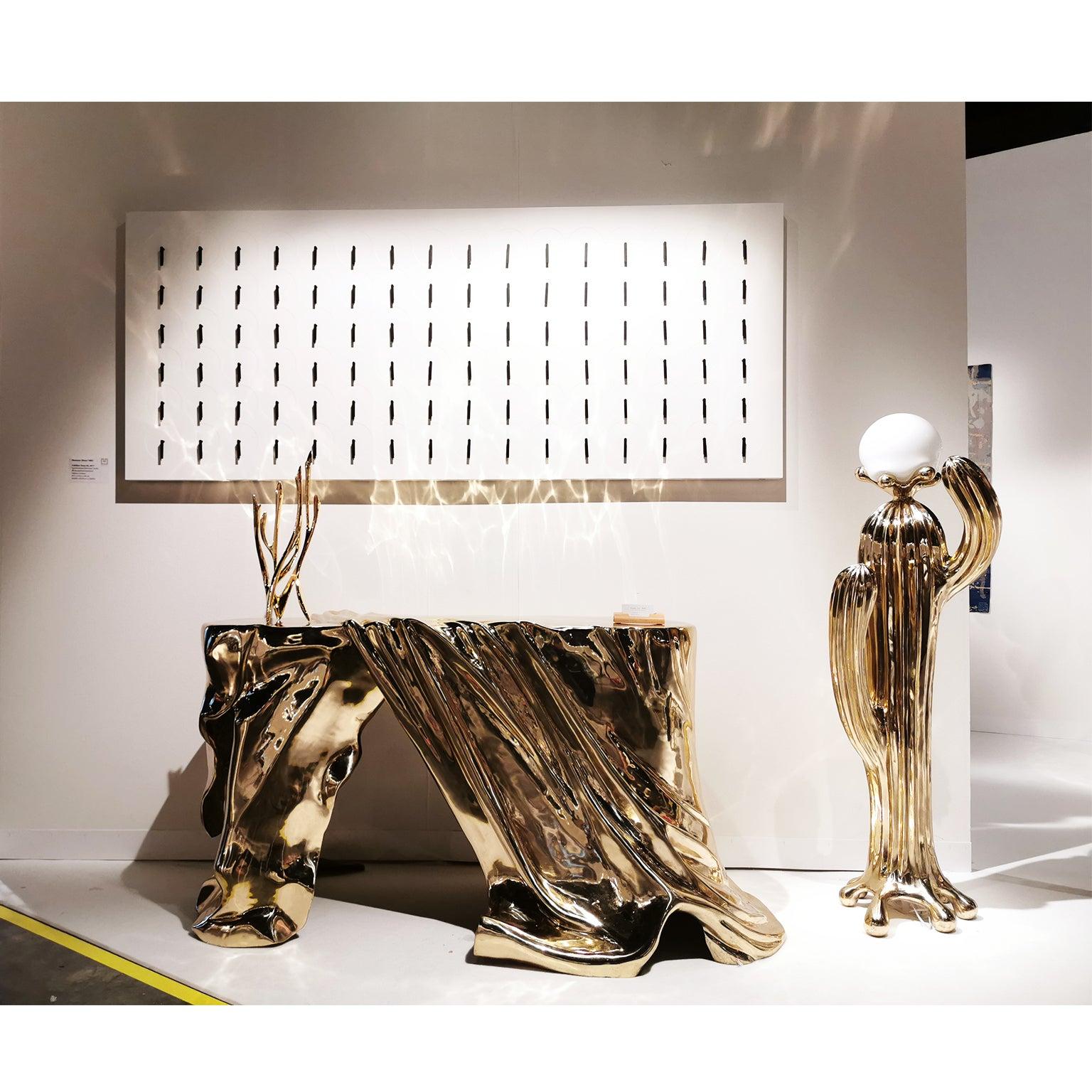 Konsolentisch „Phantom Table“ aus poliertem Messing, Eingangstisch von Zhipeng Tan (21. Jahrhundert und zeitgenössisch) im Angebot