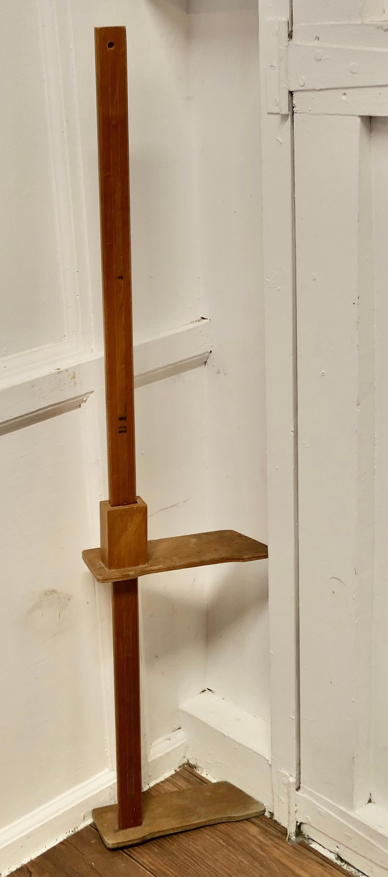 Late 19th Century Pharmacy Child Measure Stand, Pitch Pine Measuring Stick or Somastometre    For Sale
