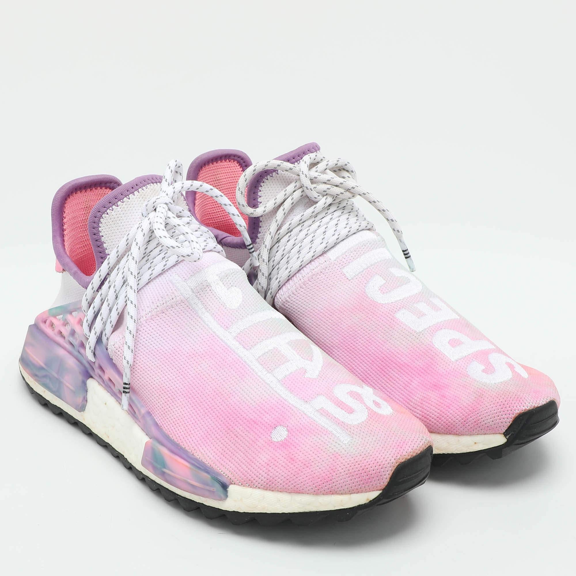 Pharrell Williams x Adidas Multicolor Knit Hu NMD Low Top Sneakers Size 39 1/3 In Good Condition For Sale In Dubai, Al Qouz 2
