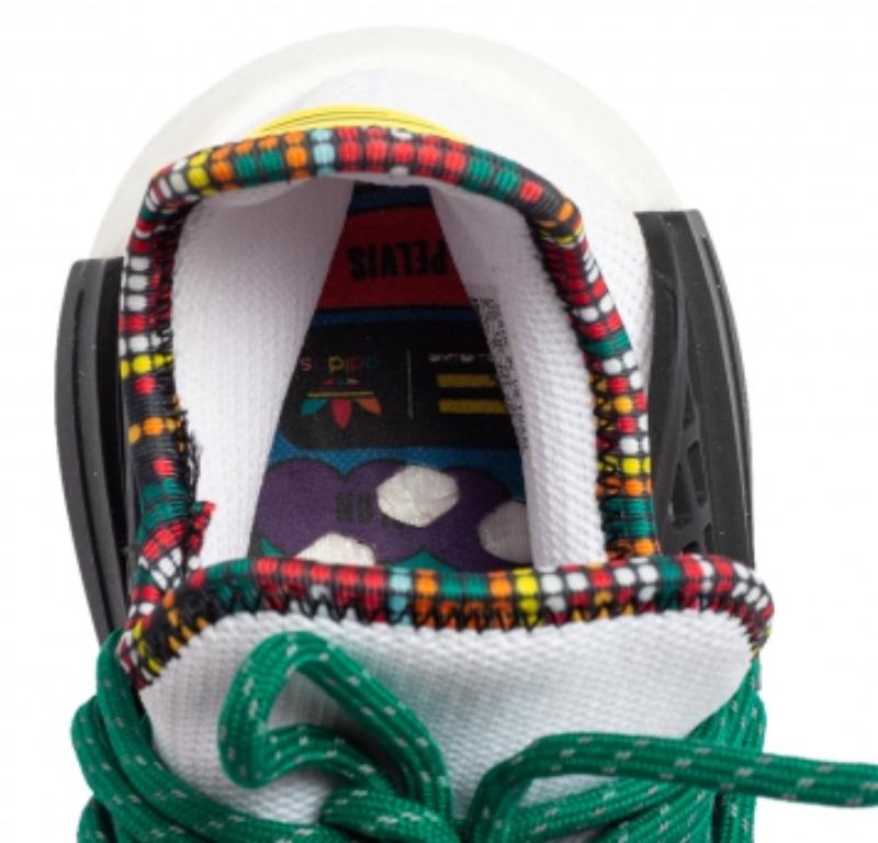 Pharrell Williams x Adidas Weißer Stoff Human Body NMD Turnschuhe aus weißem Stoff Größe 40 2/3 im Angebot 1