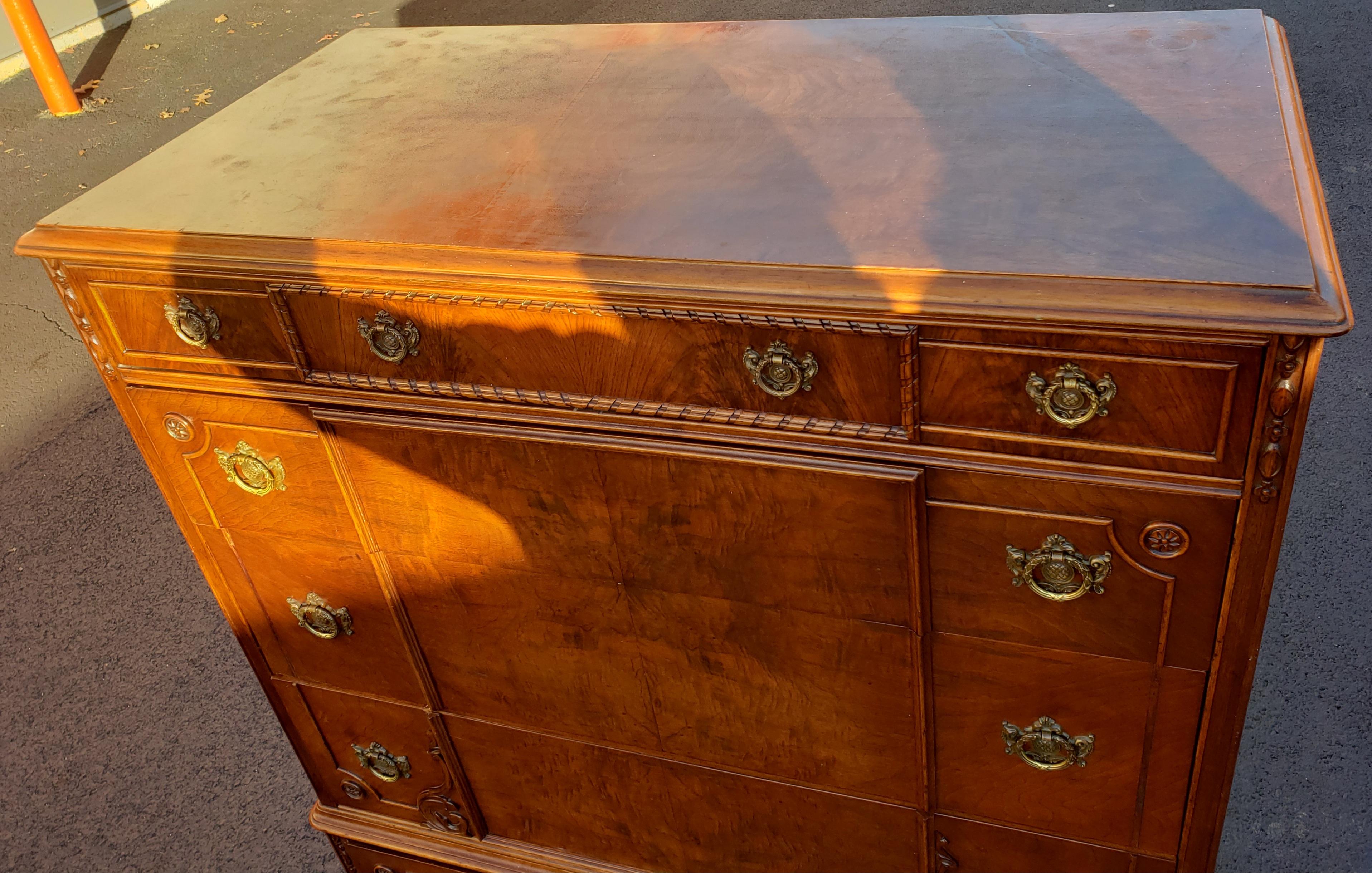 Phenix Furniture Chest of Drawers with Integrated Mirror and Cedar Lined Drawer In Good Condition In Germantown, MD