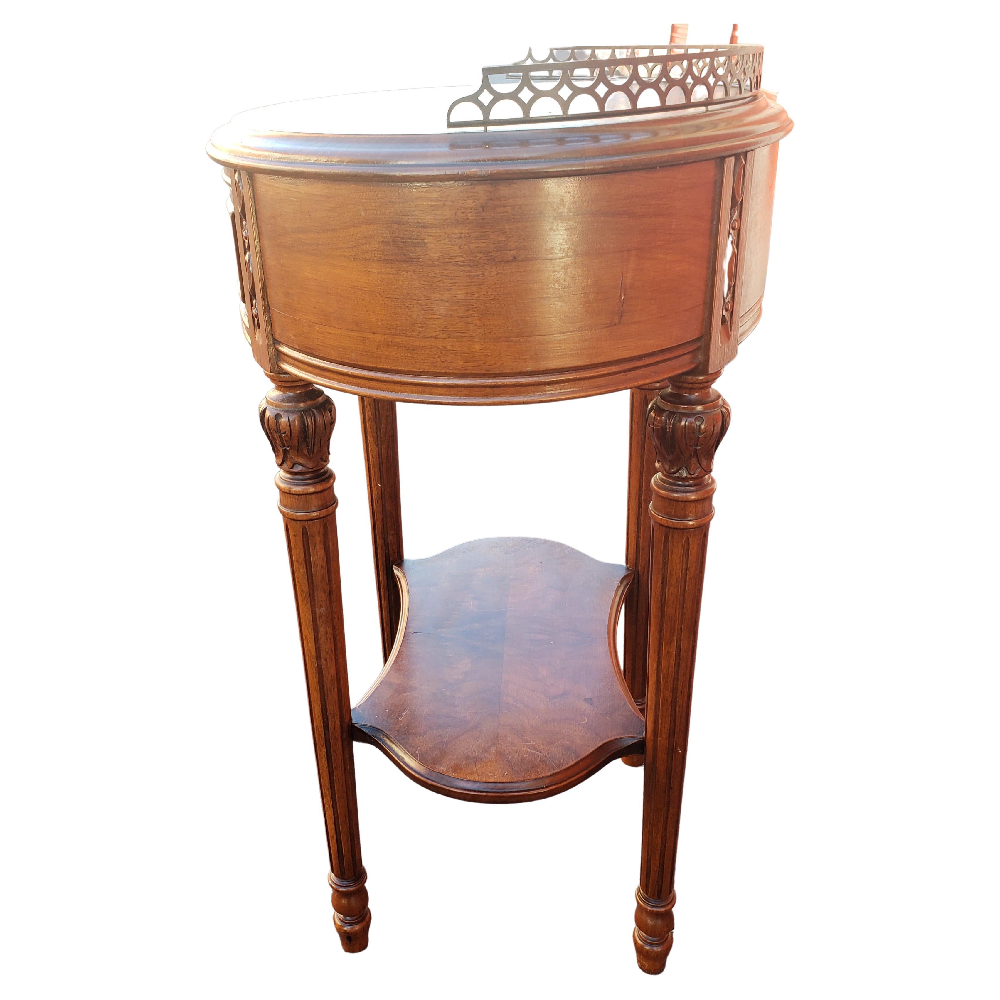 Phenix Furniture Renaissance Revival French Side Table Nightstand, circa 1910s 2