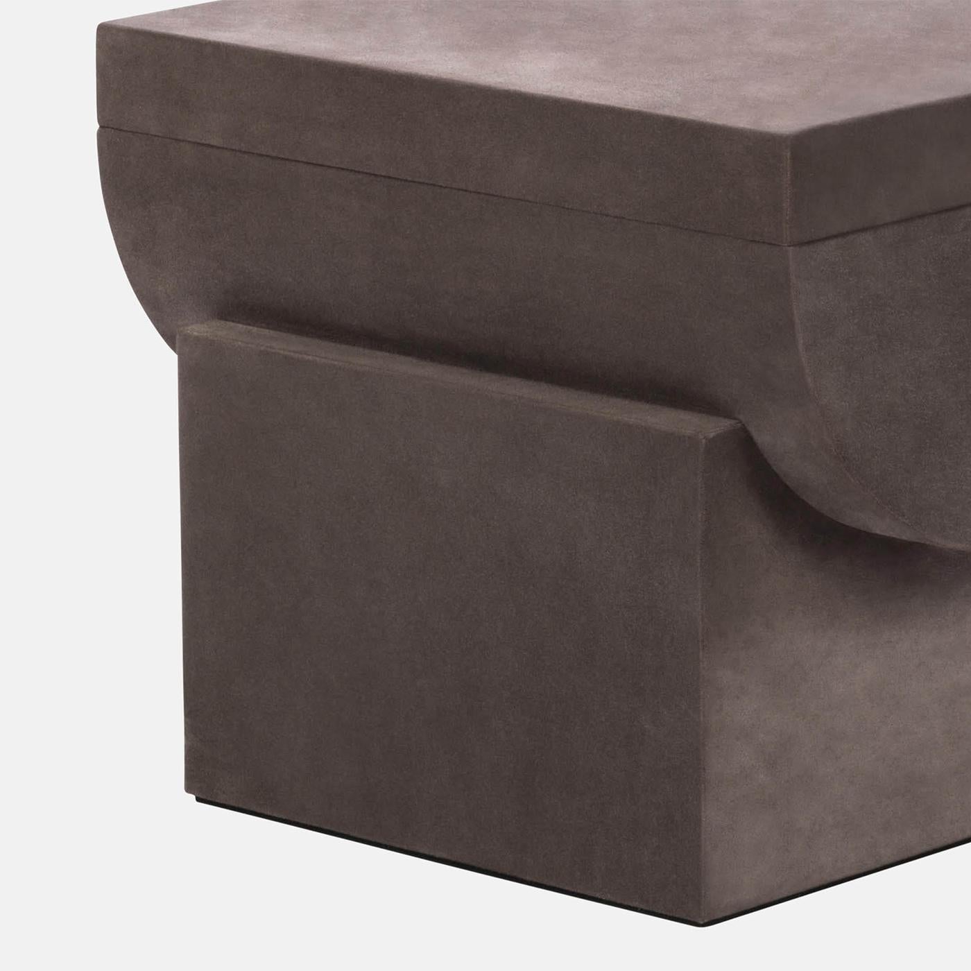 Stool Pherson with solid wood structure, 
covered with deep grey Italian suede leather.
Also available in other suede colors on request.