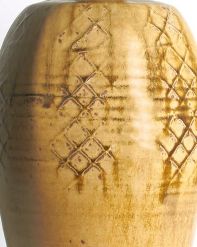 20ième siècle Phil Rogers, Vase bouteille en grès en vente