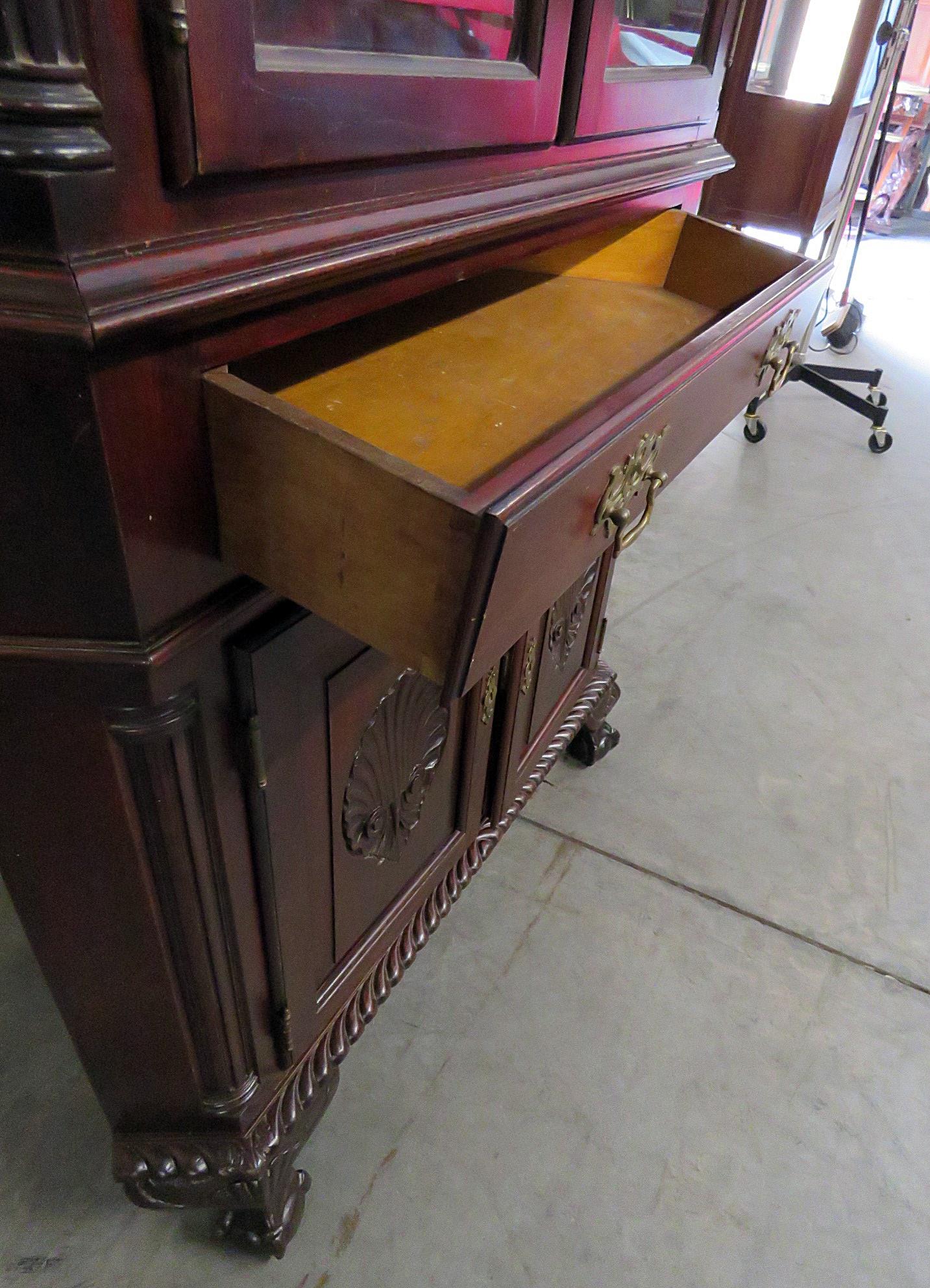 Philadelphia Centennial Chippendale Style Corner Cabinet 2