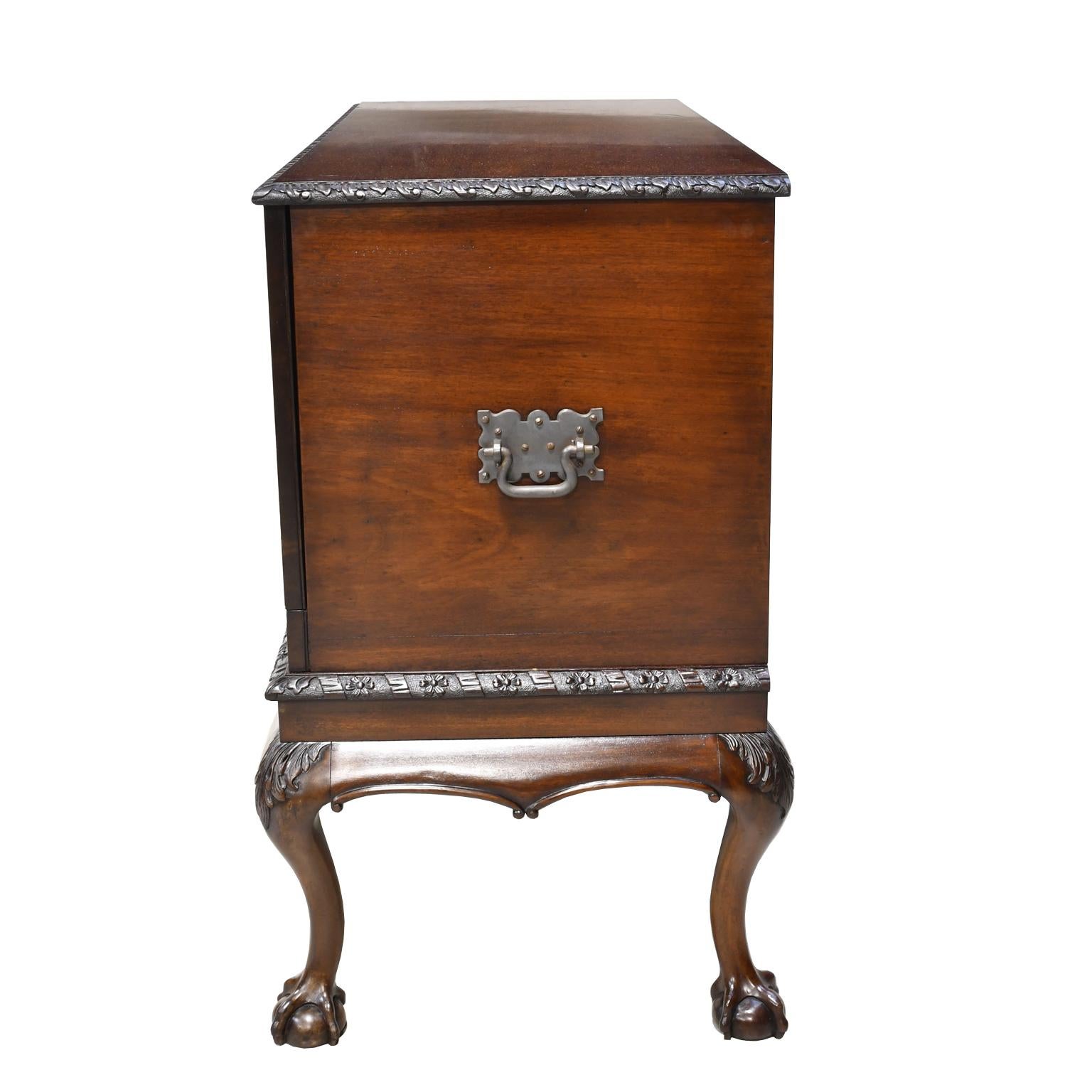 Philadelphia Centennial Mahogany Chest on Stand with Ball and Claw Feet For Sale 7