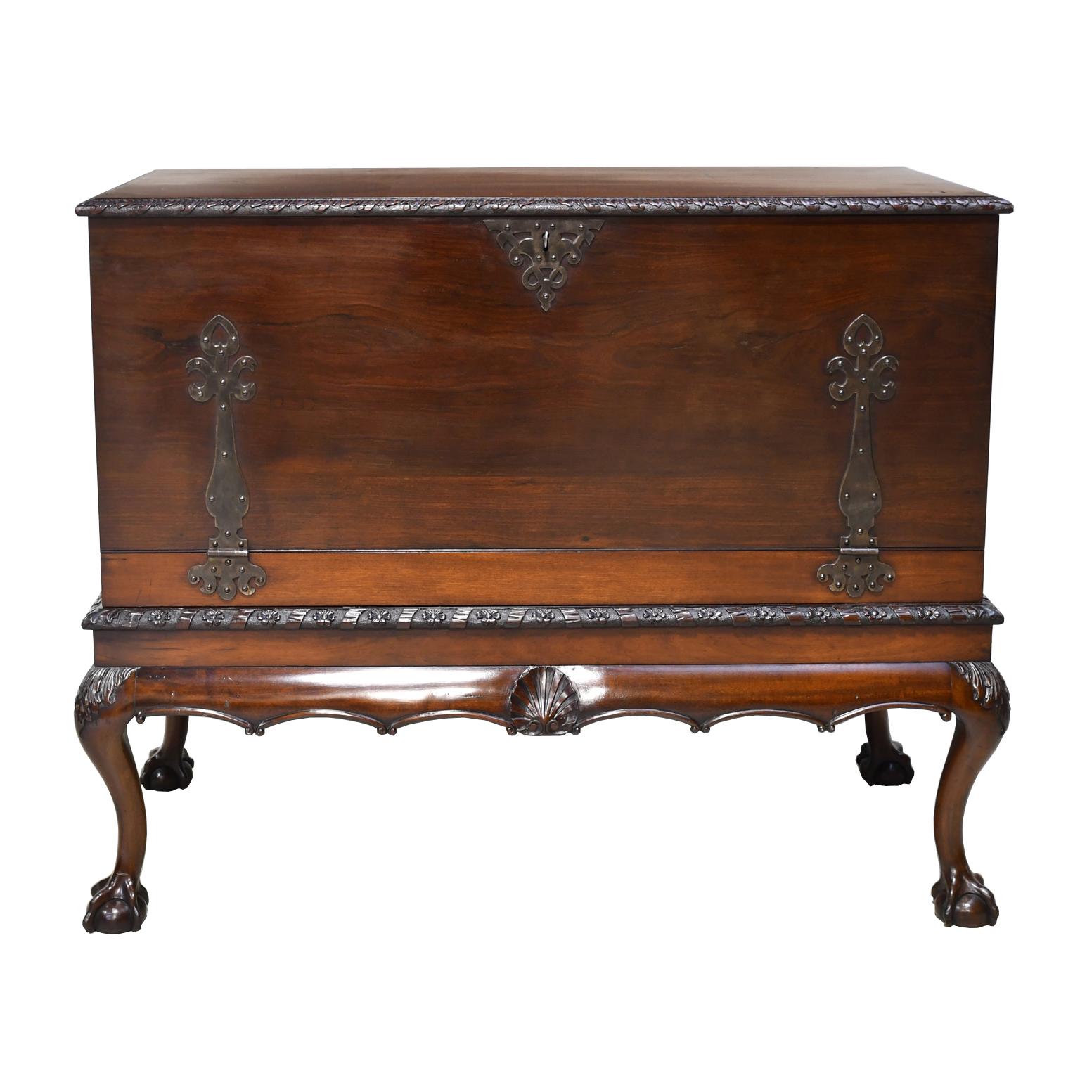 Queen Anne Philadelphia Centennial Mahogany Chest on Stand with Ball and Claw Feet For Sale