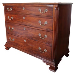 Philadelphia Chippendale Figured Mahogany Chest Of Drawers