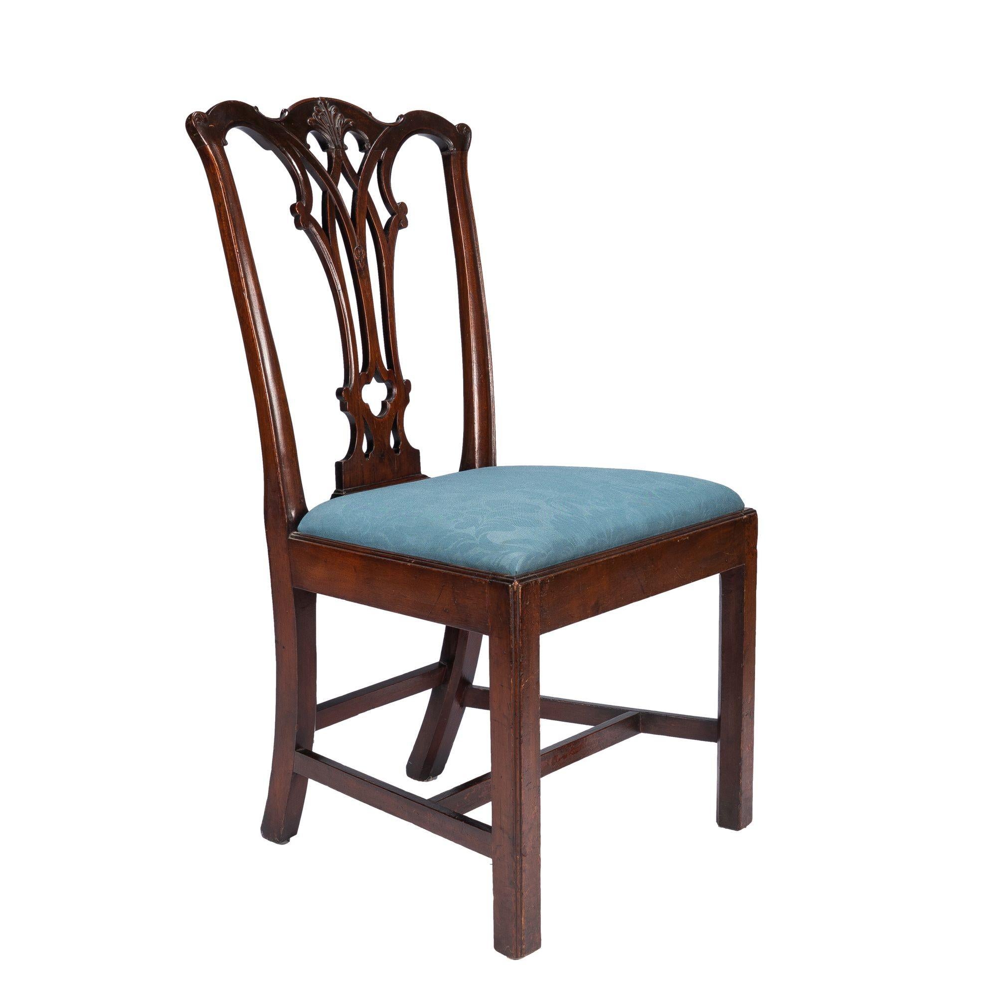 Philadelphia Chippendale Mahogany Slip Seat Side Chair by Thomas Tuft, 1770 For Sale 2