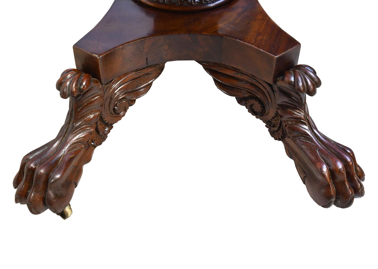 Mesa de trabajo o auxiliar federal de caoba de Filadelfia, hacia 1820 en venta 4