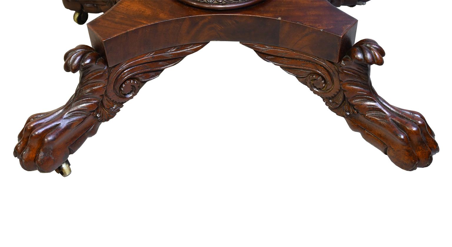 Philadelphia Federal Work or End Table in Mahogany, circa 1820 6