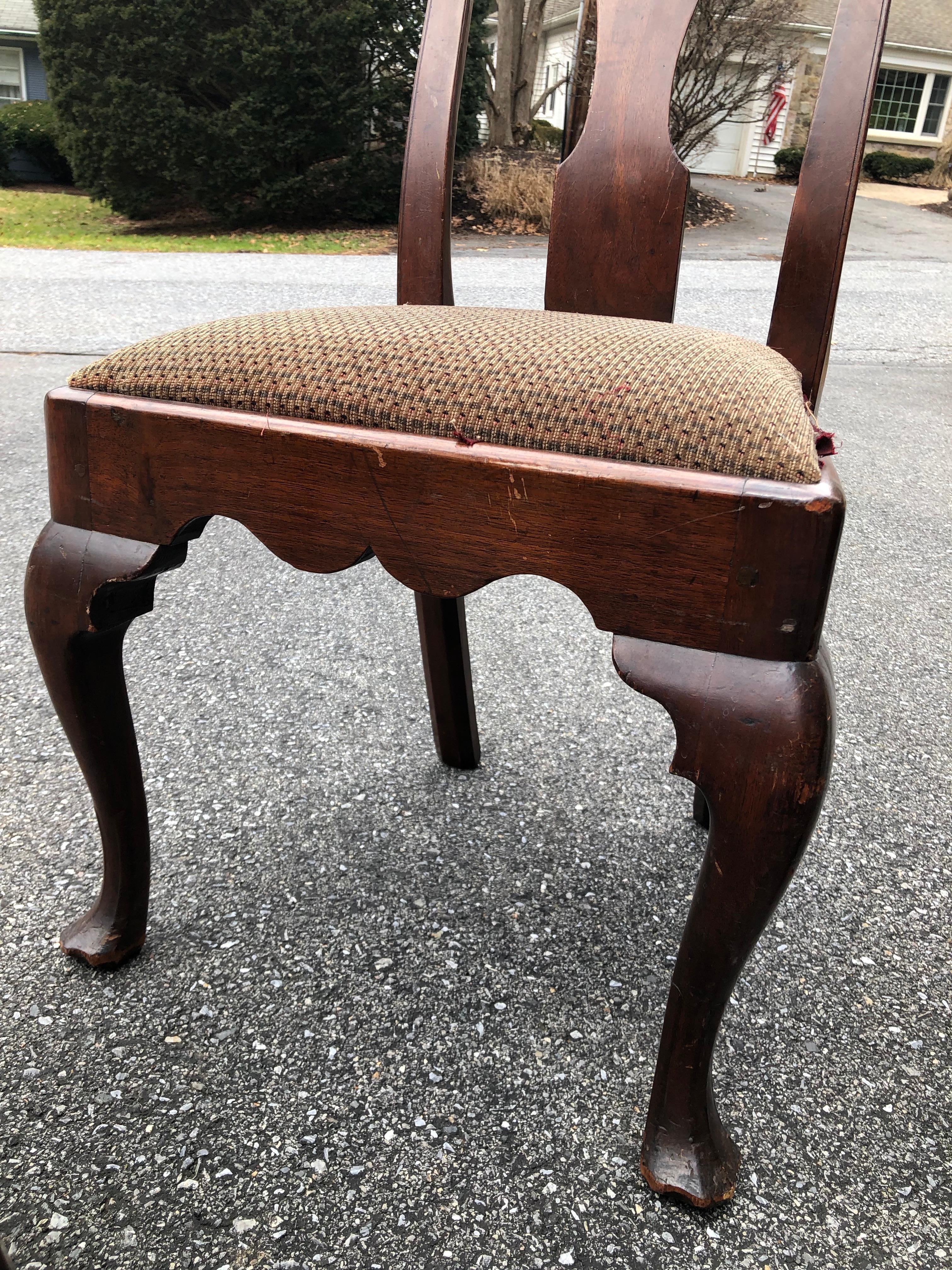 Philadelphia Queen Ann Chairs Walnut 18th Century Savery Type Set of Four For Sale 4