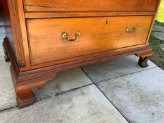 Philadelphia Walnut Two over Three Drawer Chest