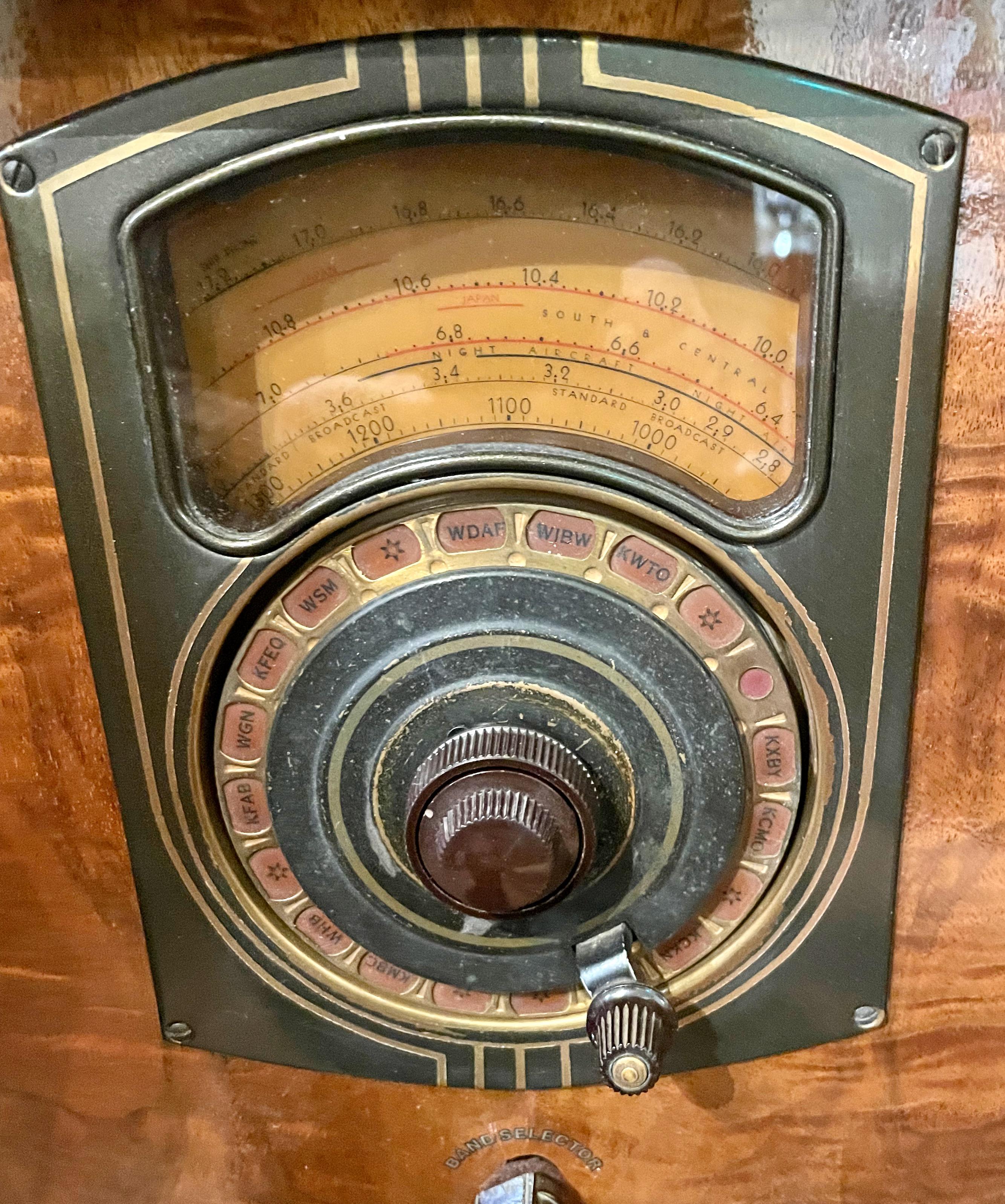 philco console radio