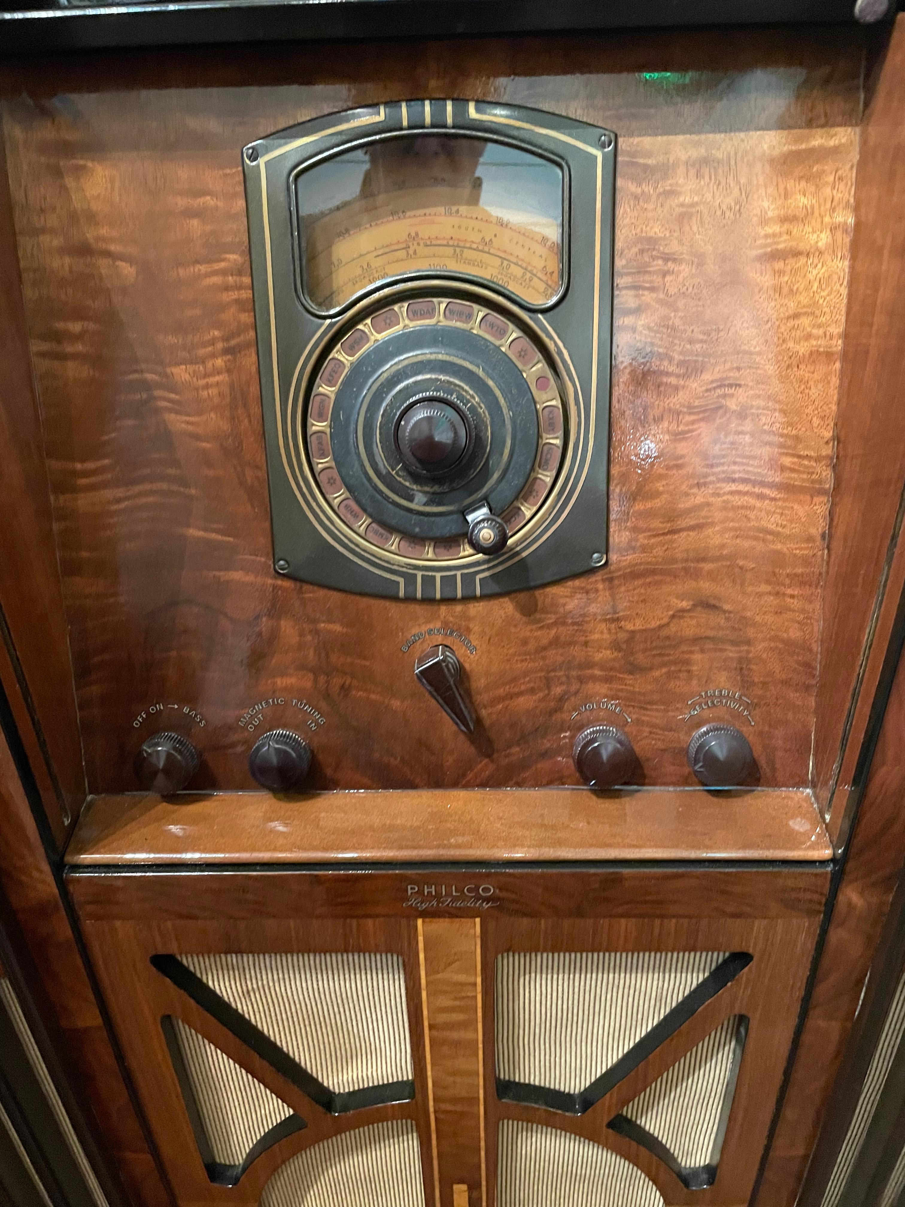 Art Deco Philco 38-690 Super 'Hi-Fi' Console Radio 1938 Bluetooth