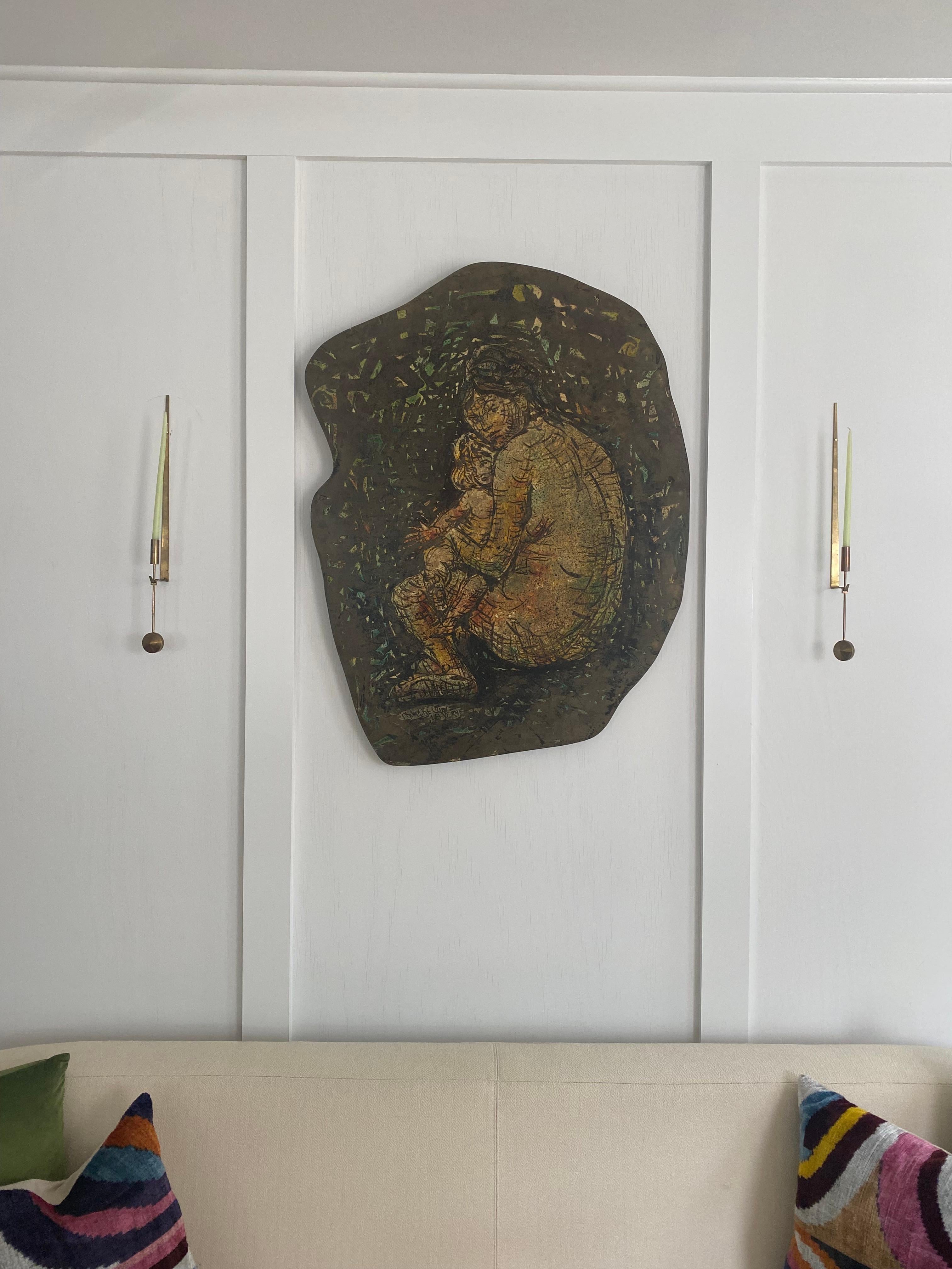 Signed Laverne bronze/ mixed metal wall art of Mother and Child.
Mid century heavy art - unusual biomorphic shape.
Etched signature and gallery label on back.
approx
36 x 28 x 1.125 inches
Heavy item.