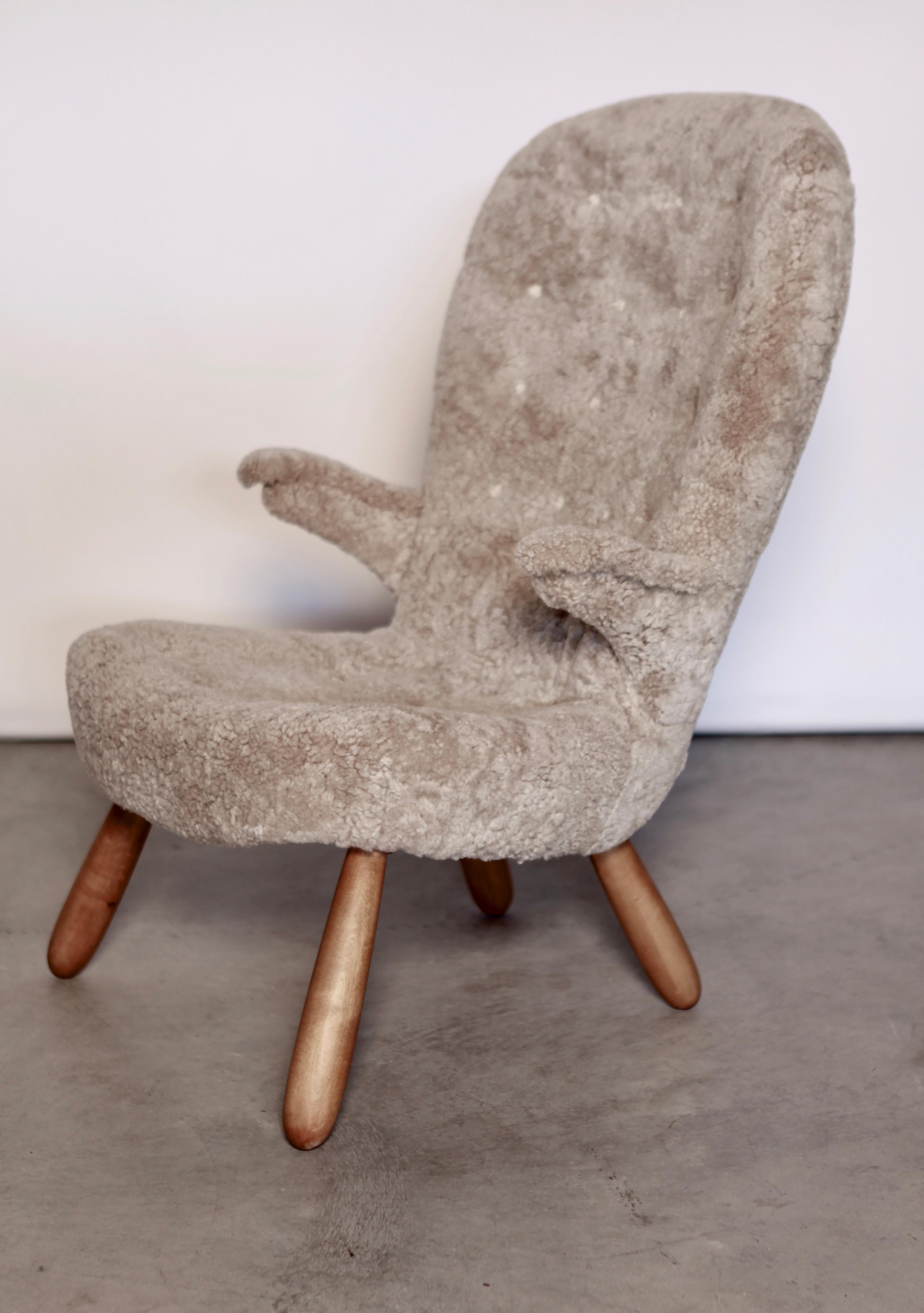 Scandinavian Modern Philip Arctander, a Rare High Back 'Clam' Lounge Chair, Sweden, 1940s