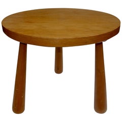 Philip Arctander Attributed, Circular Coffee Table in Walnut with 3 Club Legs