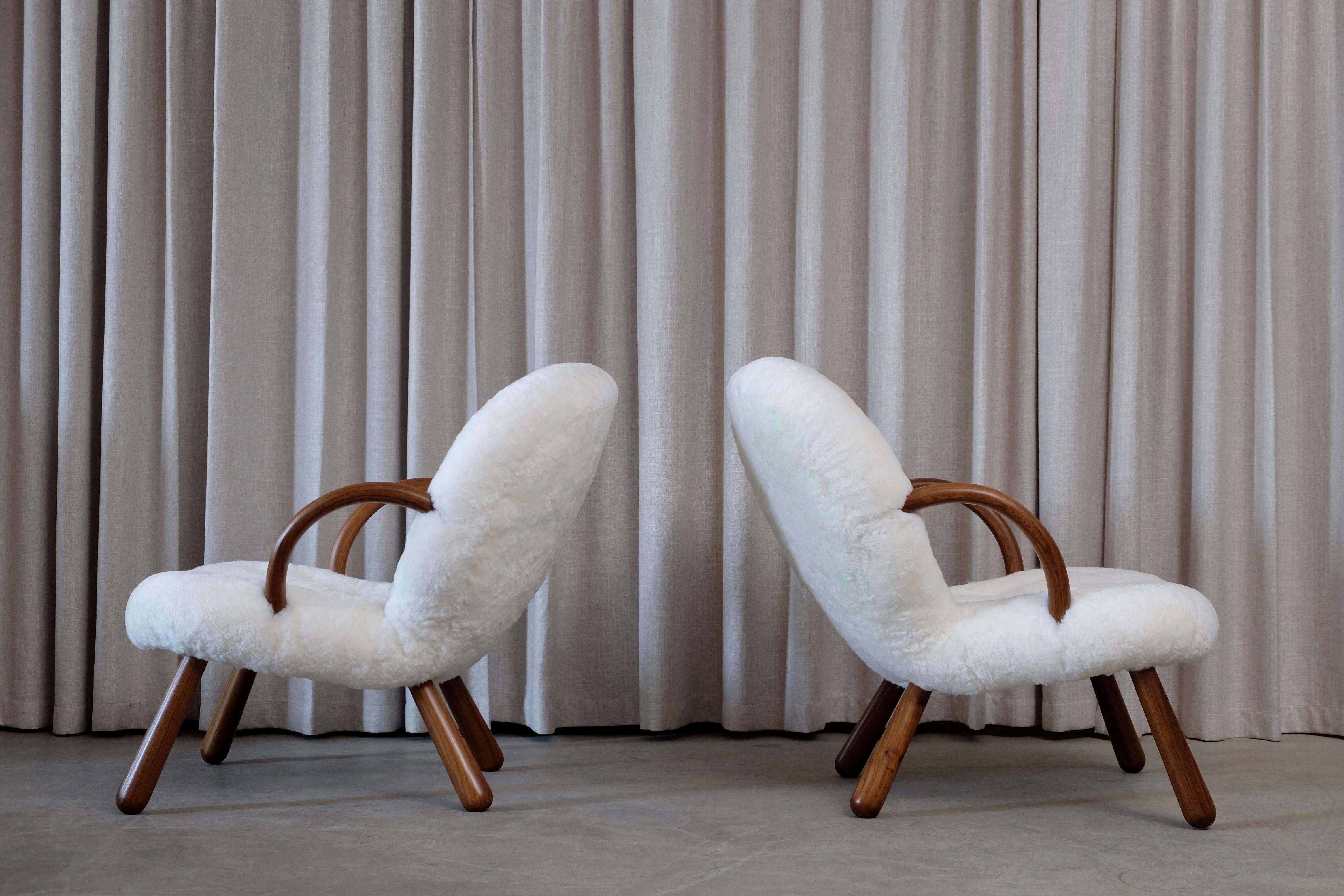 Sheepskin Philip Arctander Clam Chairs by Nordisk Stål & Møbel Central in Denmark, 1940s