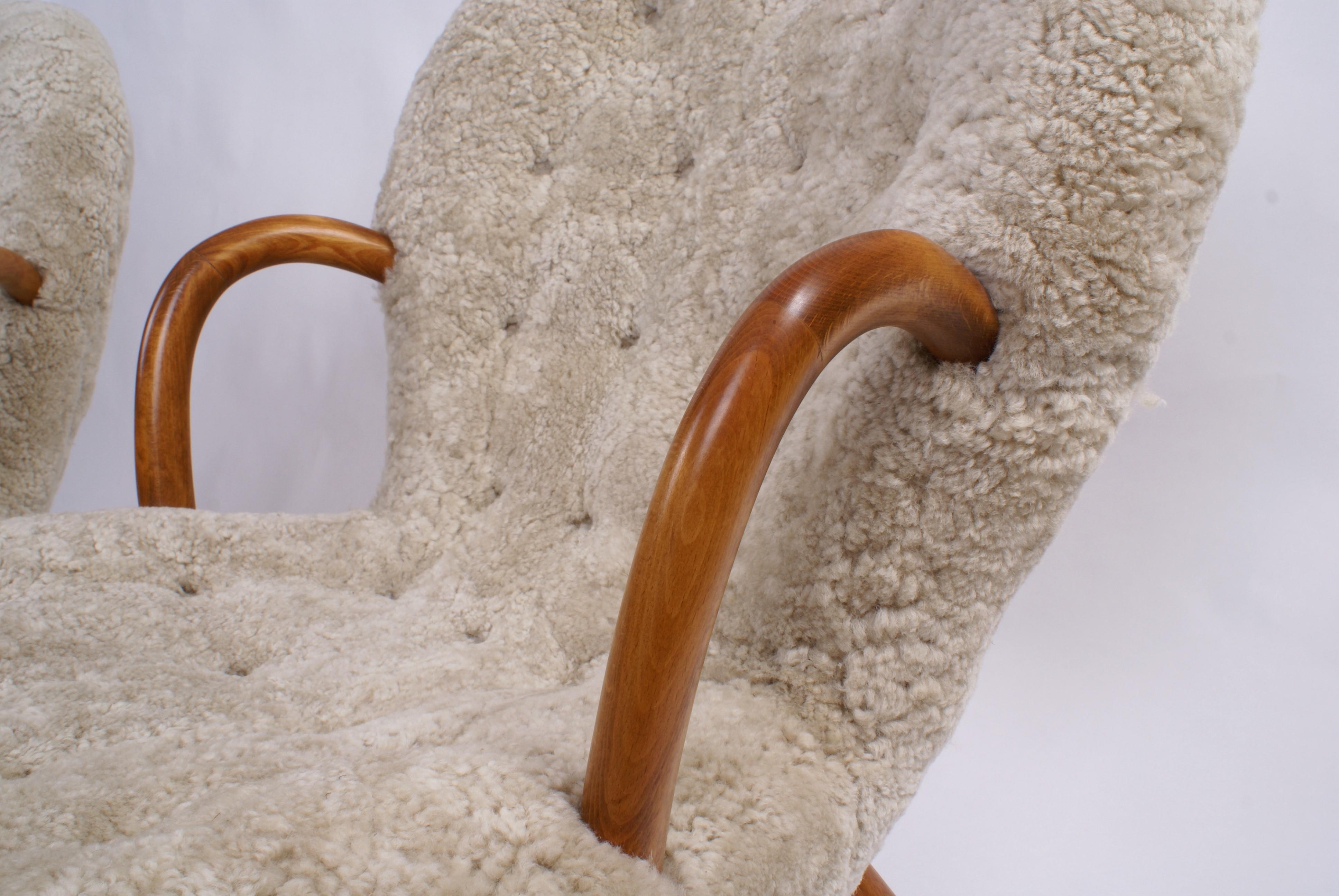 Mid-20th Century Philip Arctander Pair of 'Clam' Easy Chairs in Beige Sheepskin, 1944