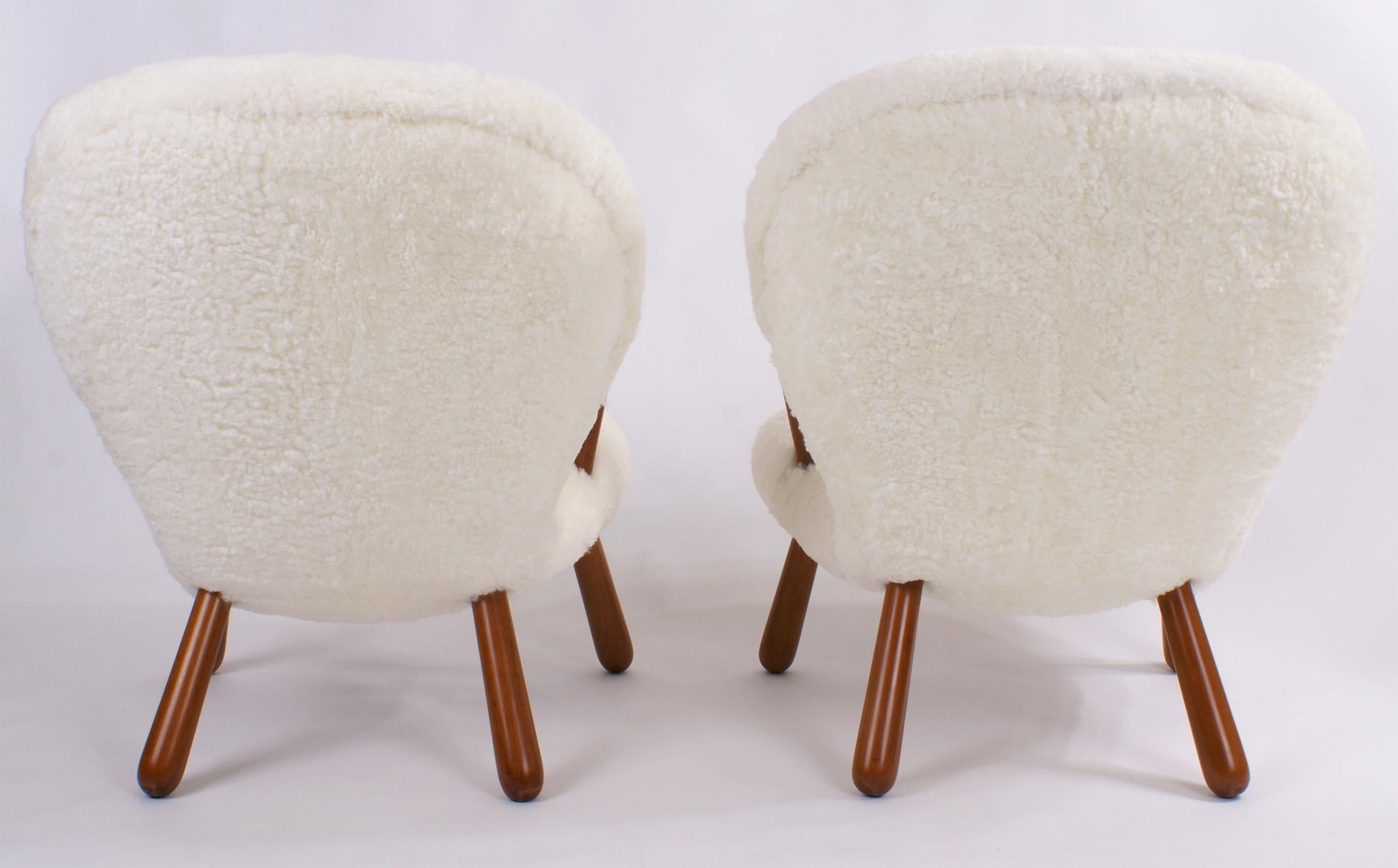 Philip Arctander Pair of 'Clam' Easy Chairs in White Sheepskin, 1944 3