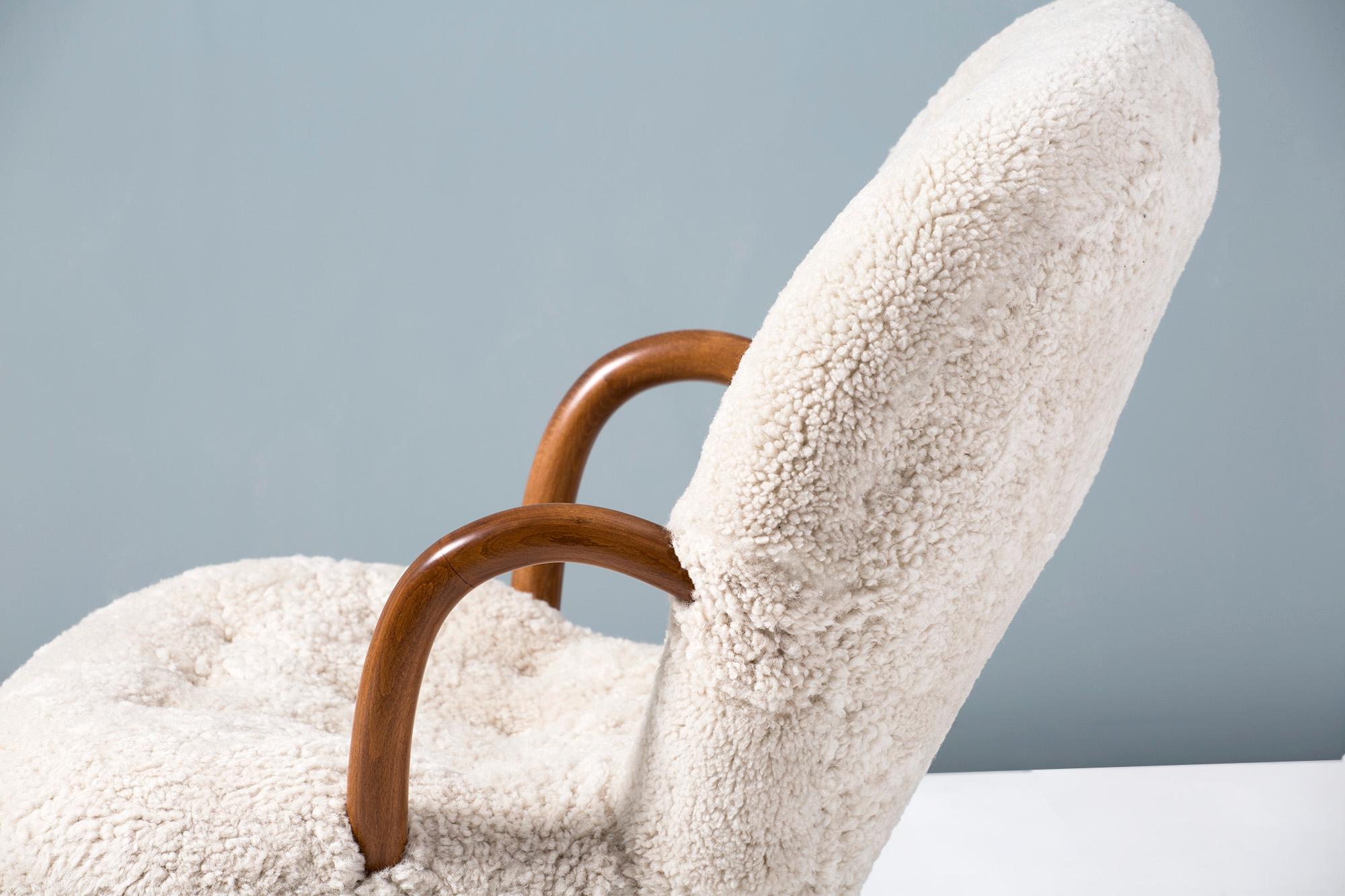 Philip Arctander Sheepskin Clam Chair, 1950s In Excellent Condition In London, England