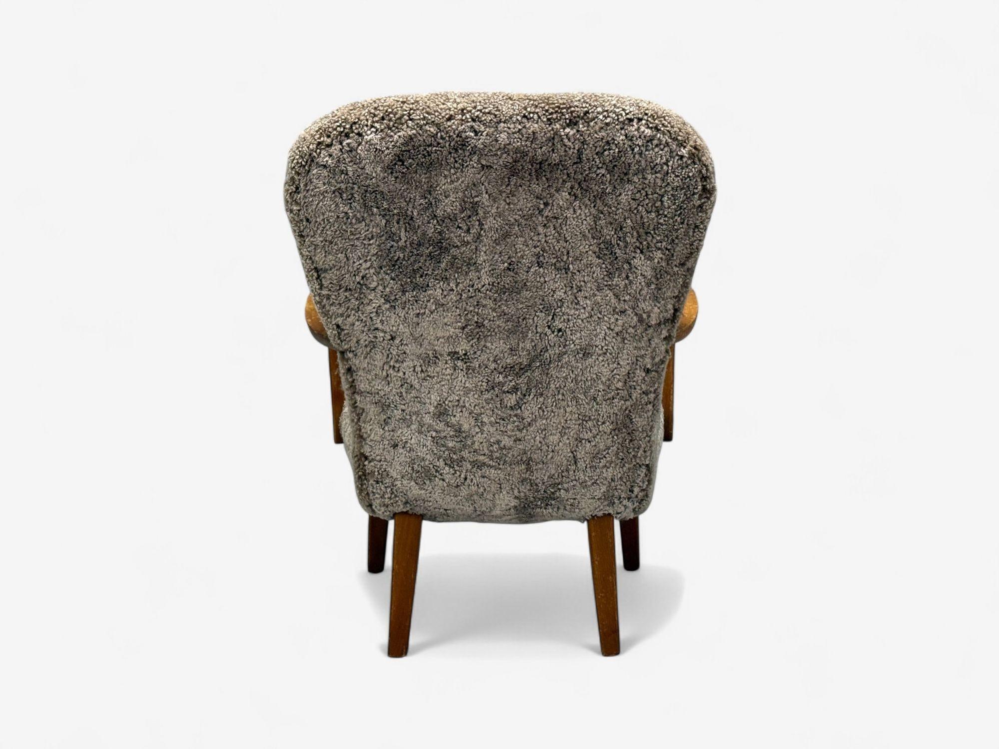 Philip Arctander Style, Shearling, Beech, Lounge Chair, Denmark, 1960s For Sale 4