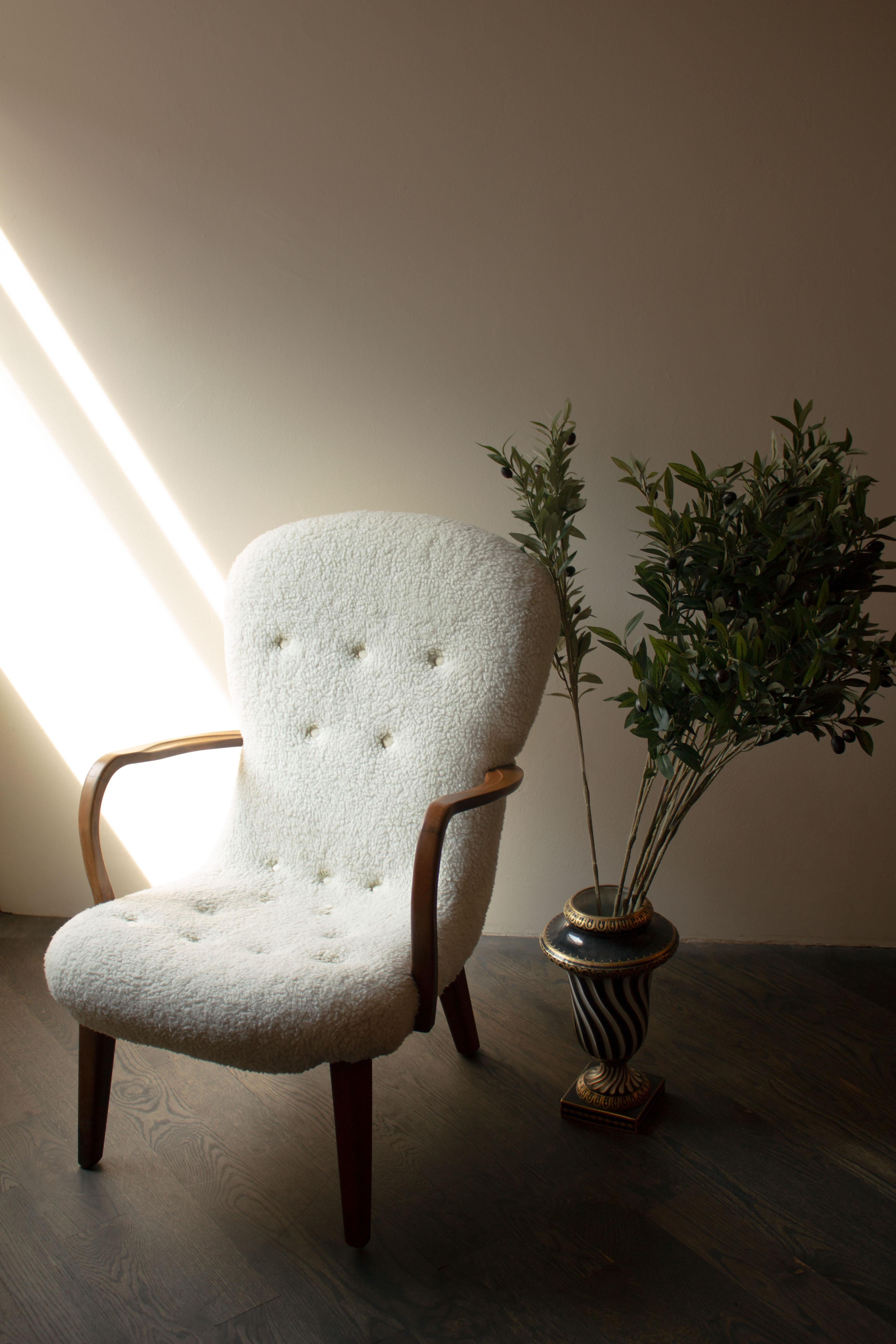 Philip Arctander-Style Sherpa Armchair In Good Condition In Brooklyn, NY