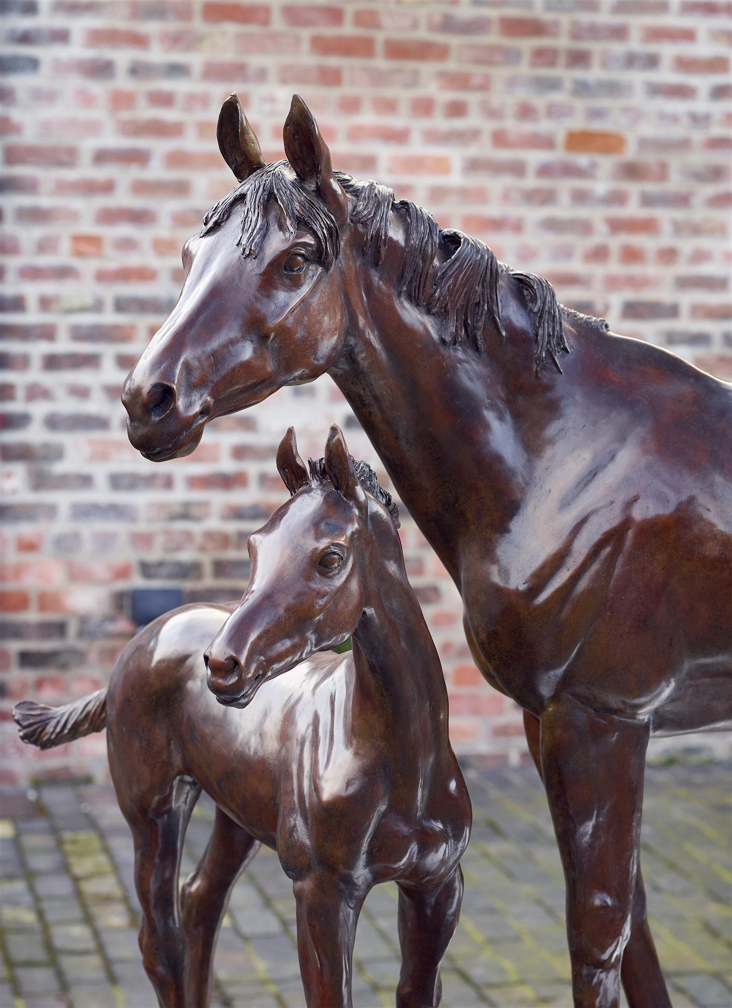 half life 2 horse statue