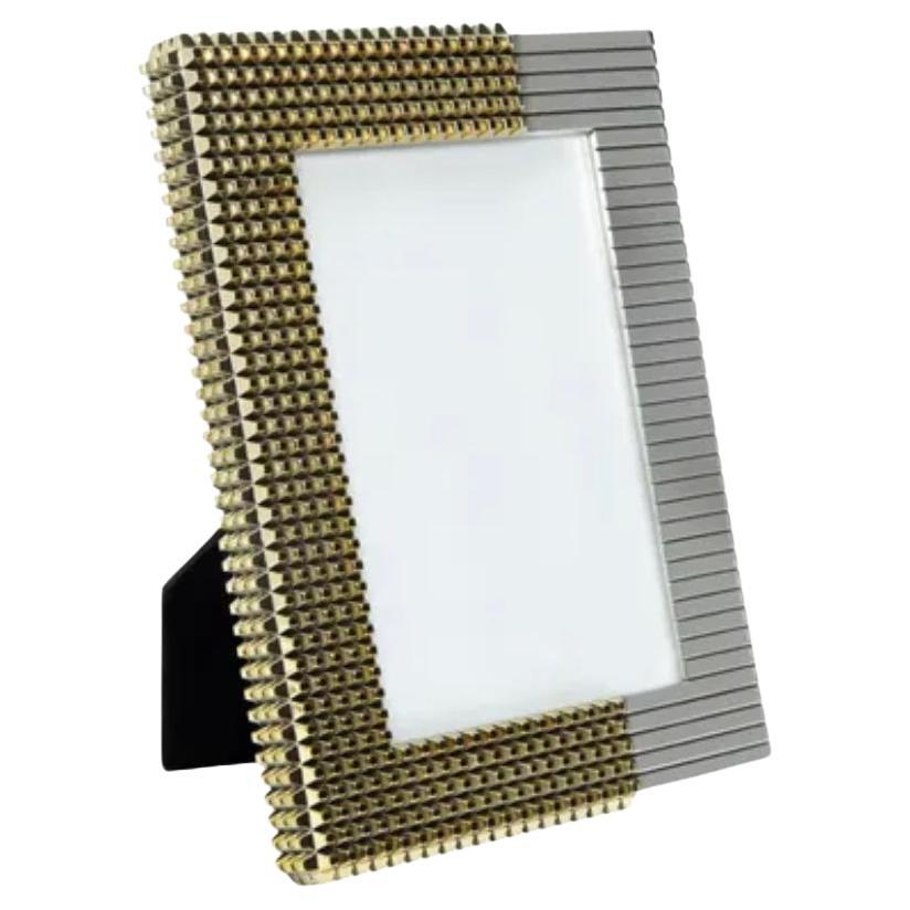 Marco de fotos de metal dorado y plateado con tachuelas de Philip Crangi y Neiman Marcus en venta