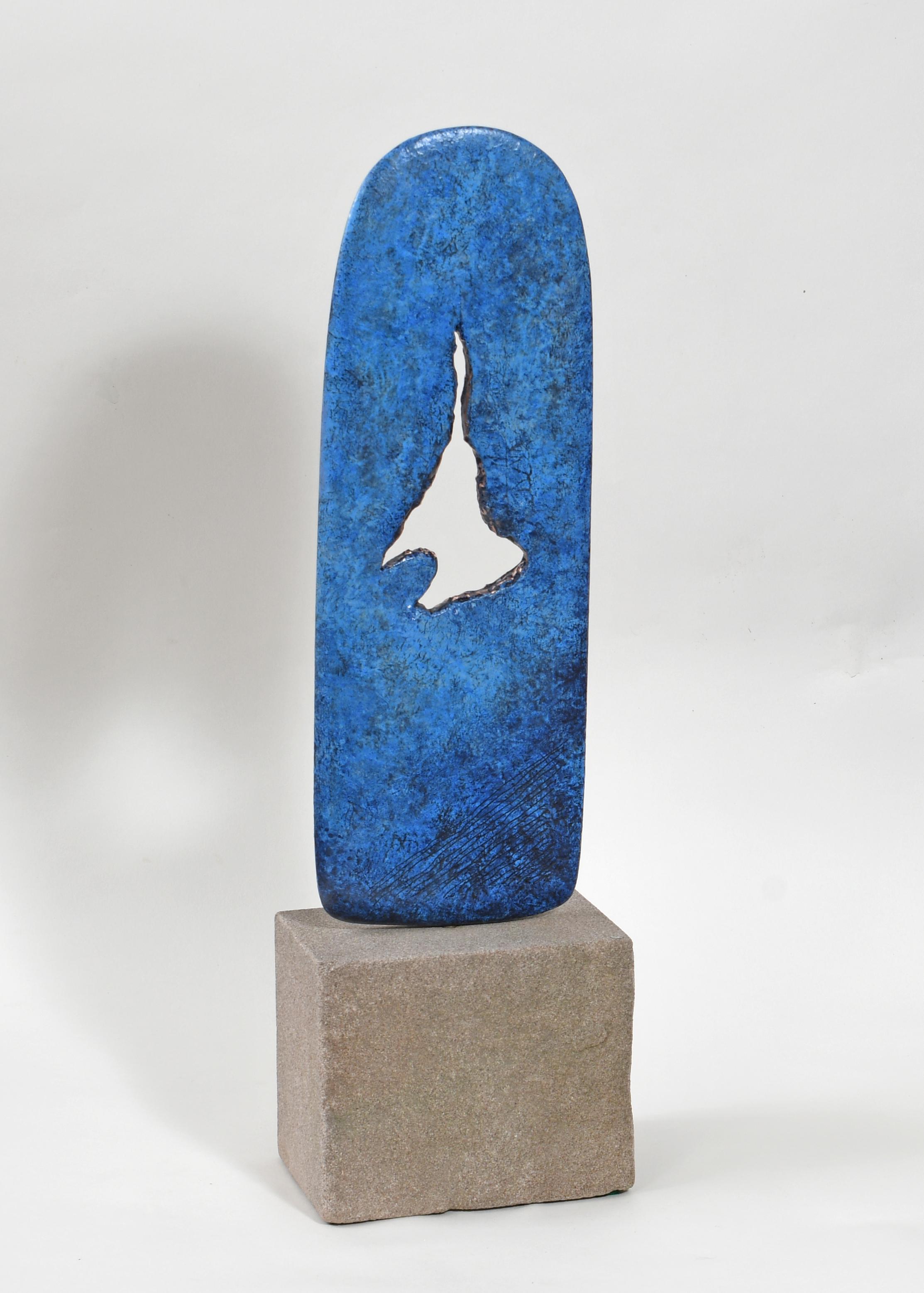 Escultura contemporánea británica de Philip Hearsey - Ancient Witness en venta 9