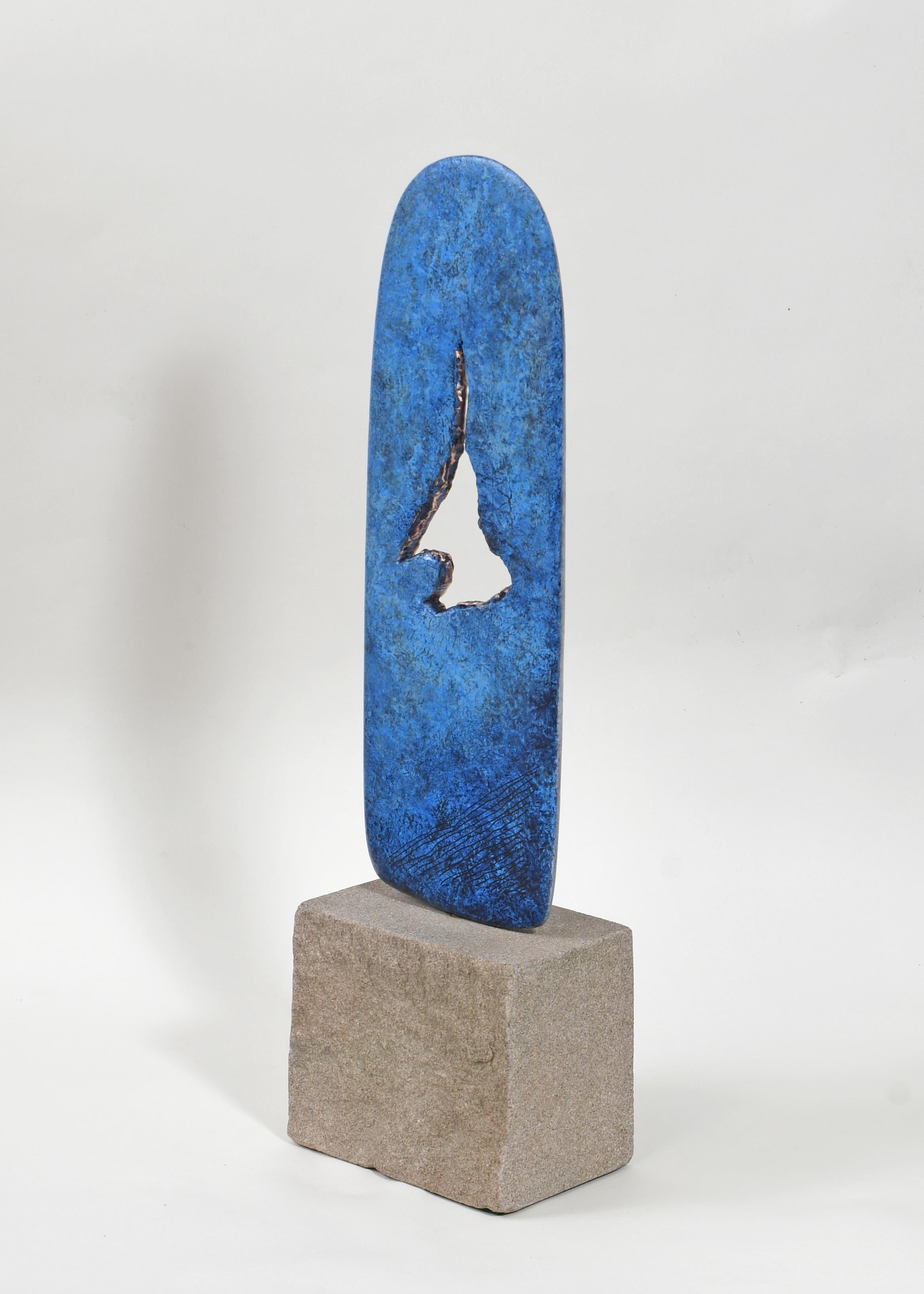 Escultura contemporánea británica de Philip Hearsey - Ancient Witness en venta 10