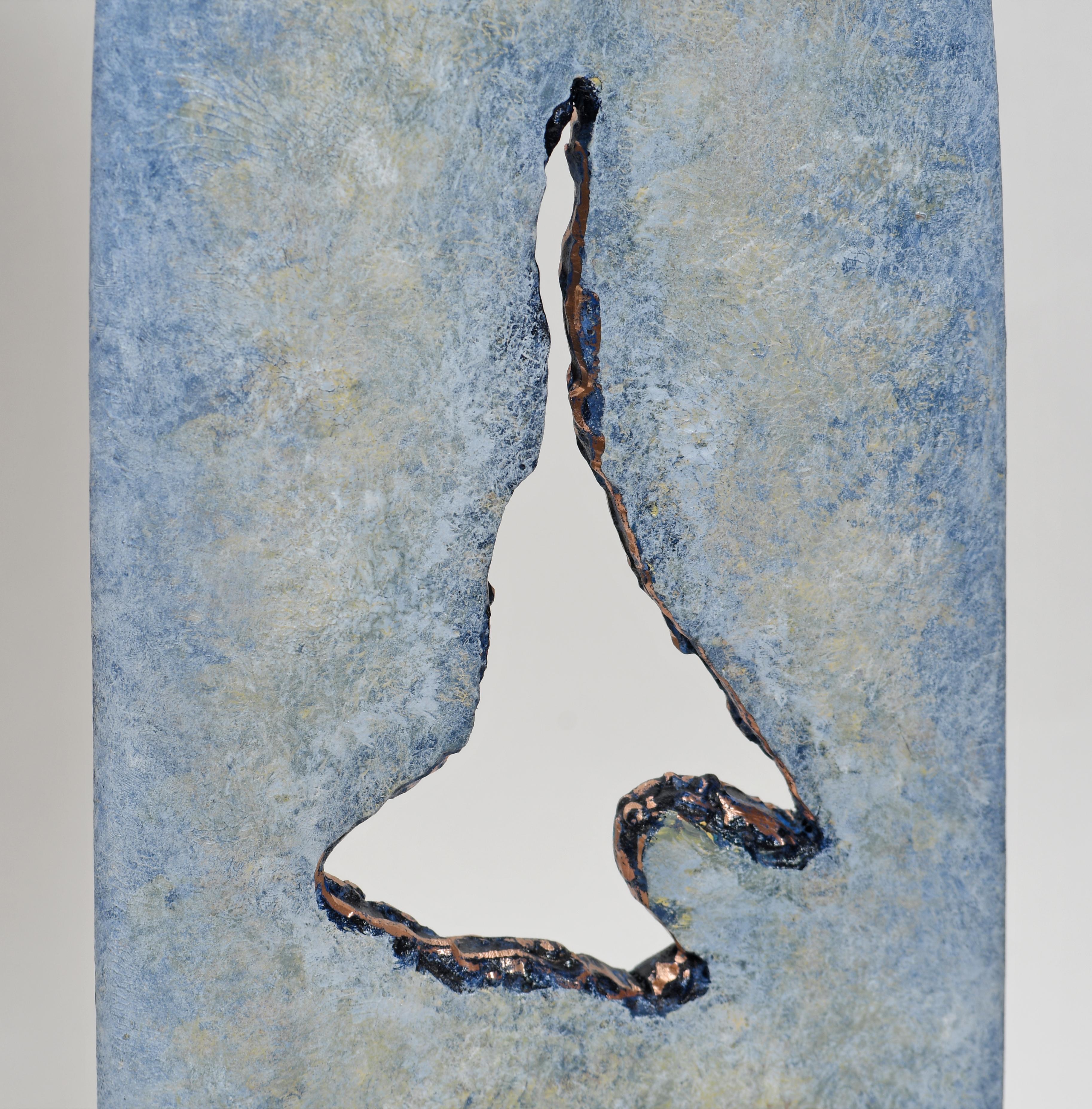 Escultura contemporánea británica de Philip Hearsey - Ancient Witness en venta 6