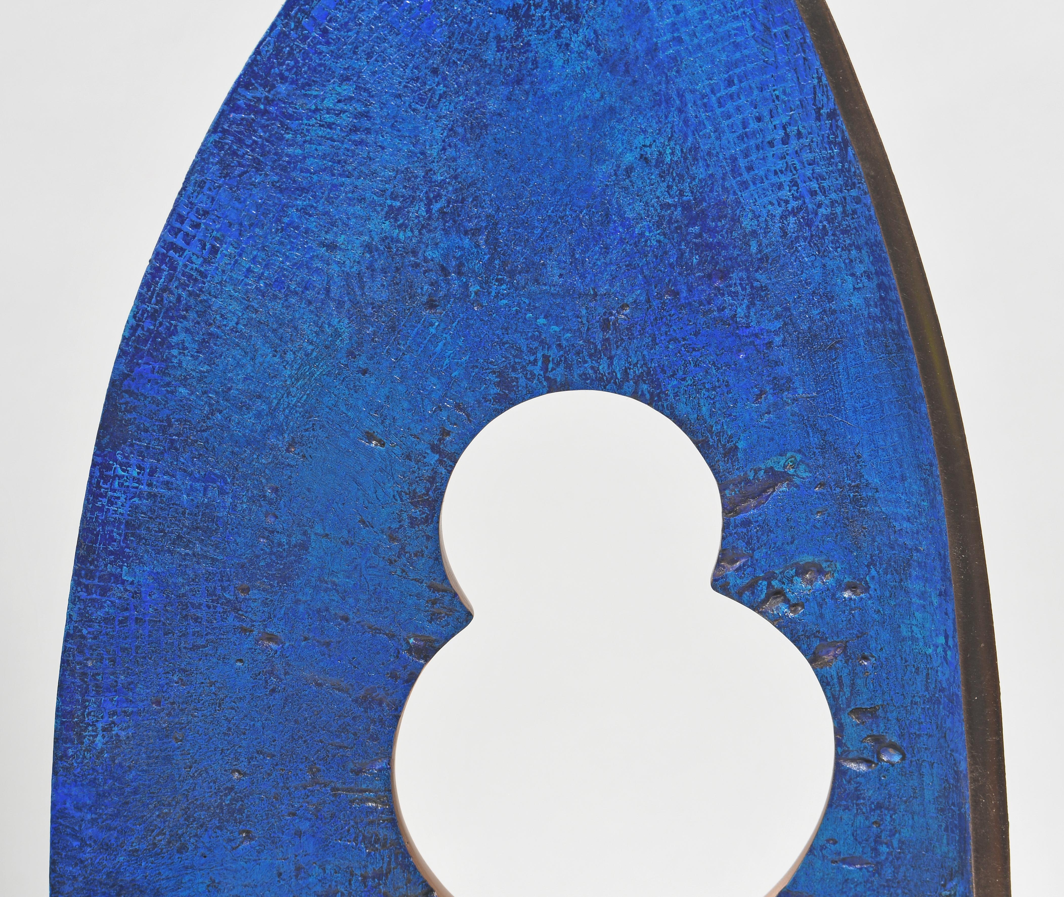 Britische zeitgenössische Bildhauerei von Philip Hearsey - Anphalos III im Angebot 1