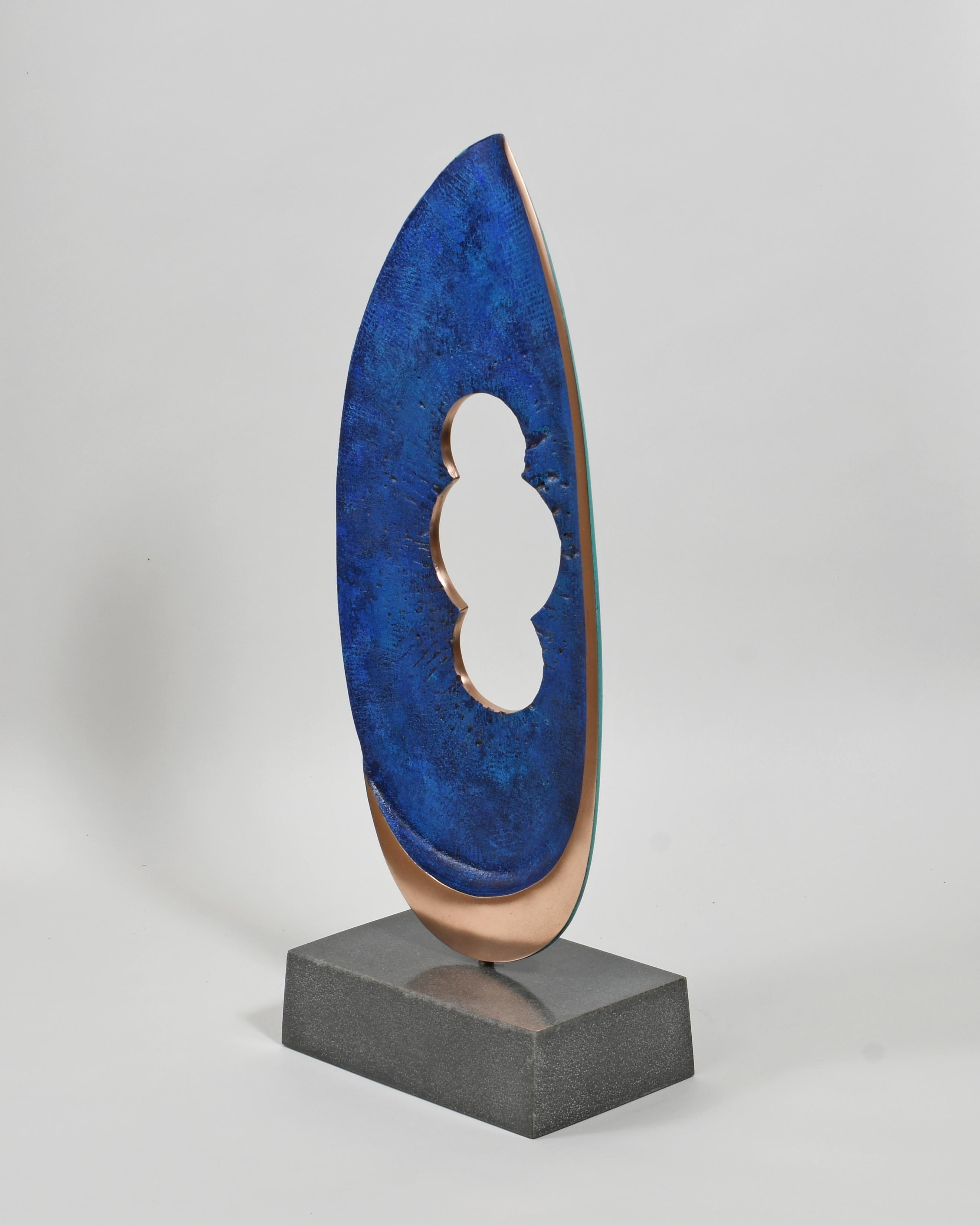 Britische zeitgenössische Bildhauerei von Philip Hearsey - Anphalos III im Angebot 5