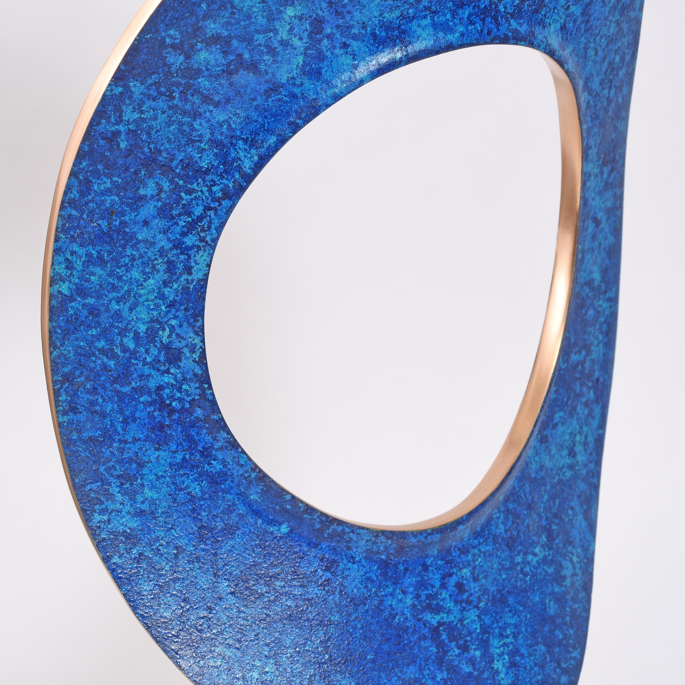 Escultura contemporánea británica de Philip Hearsey - Warp en venta 5