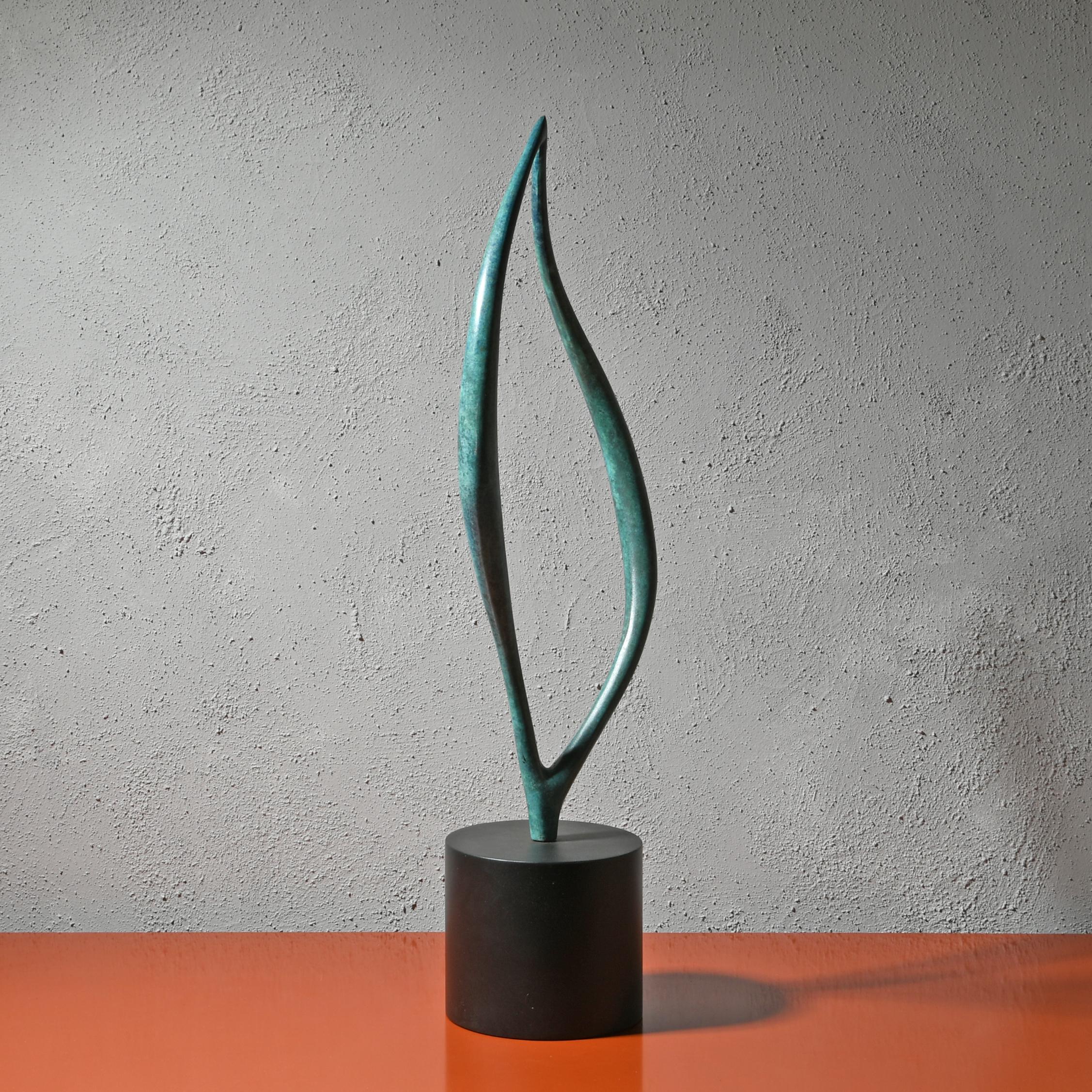 Sculpture contemporaine britannique de Philip Hearsey - Harland Tide en vente 4