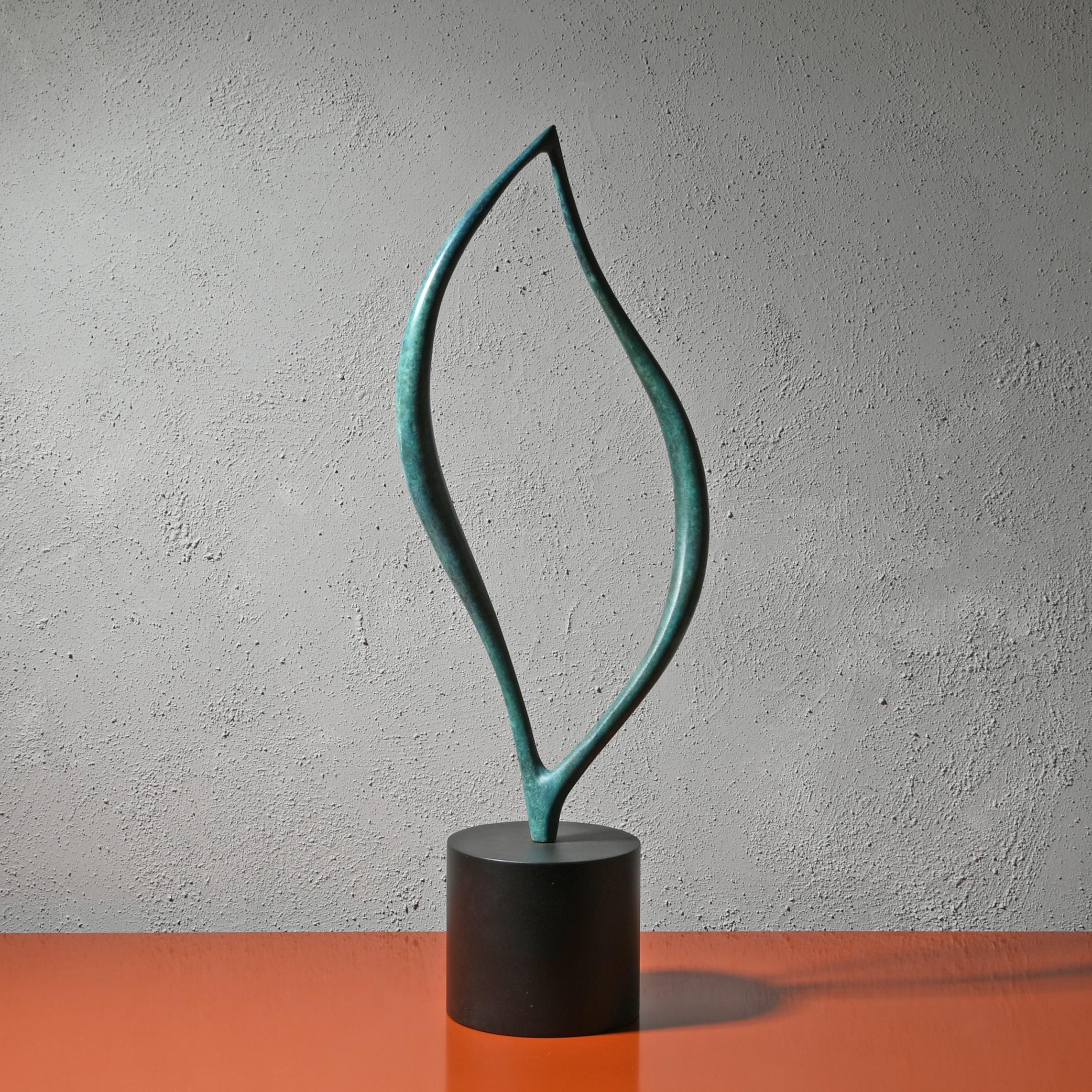 Sculpture contemporaine britannique de Philip Hearsey - Harland Tide en vente 5