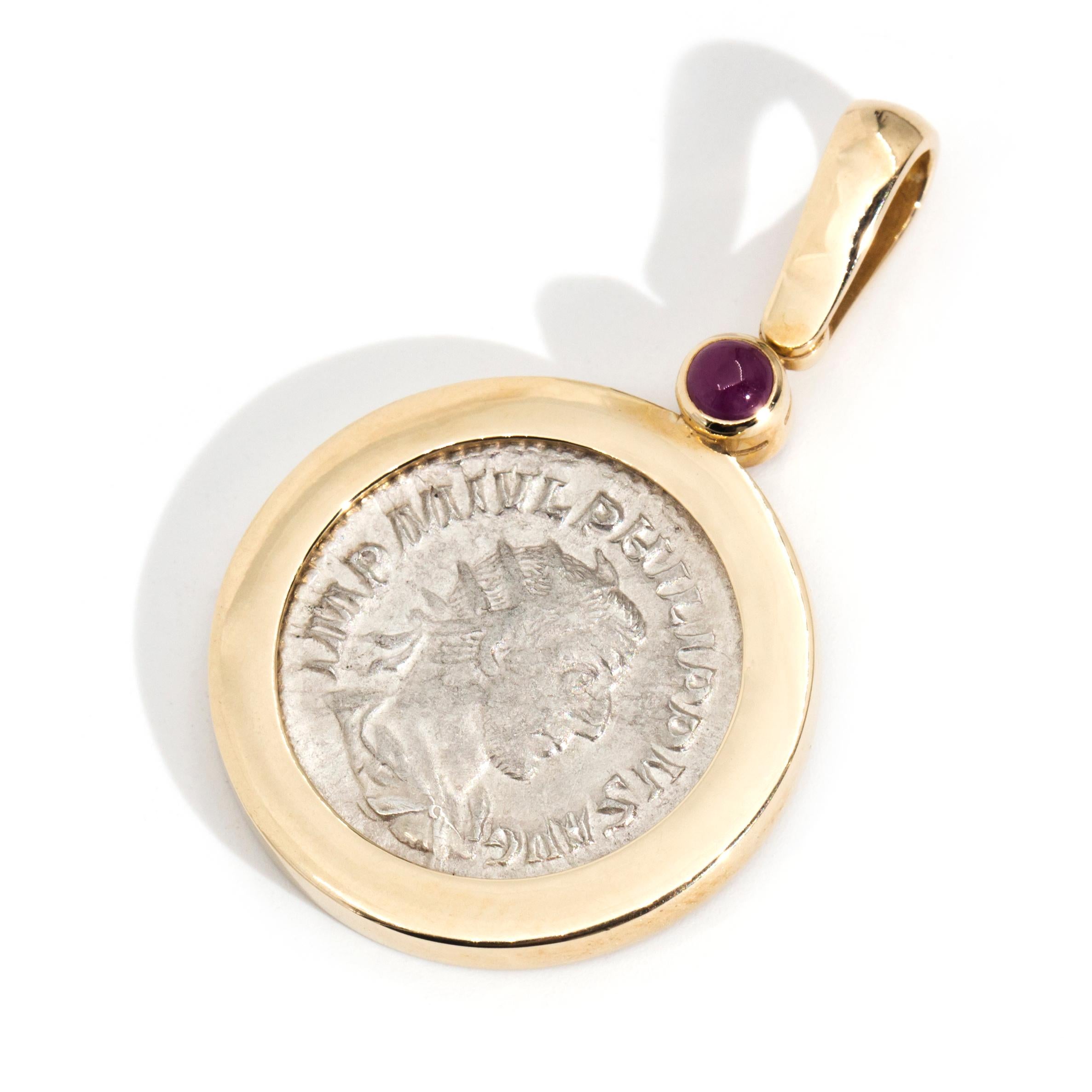 Contemporary Philip I and Securitas Ancient Coin Pendant 9 Carat Yellow Gold