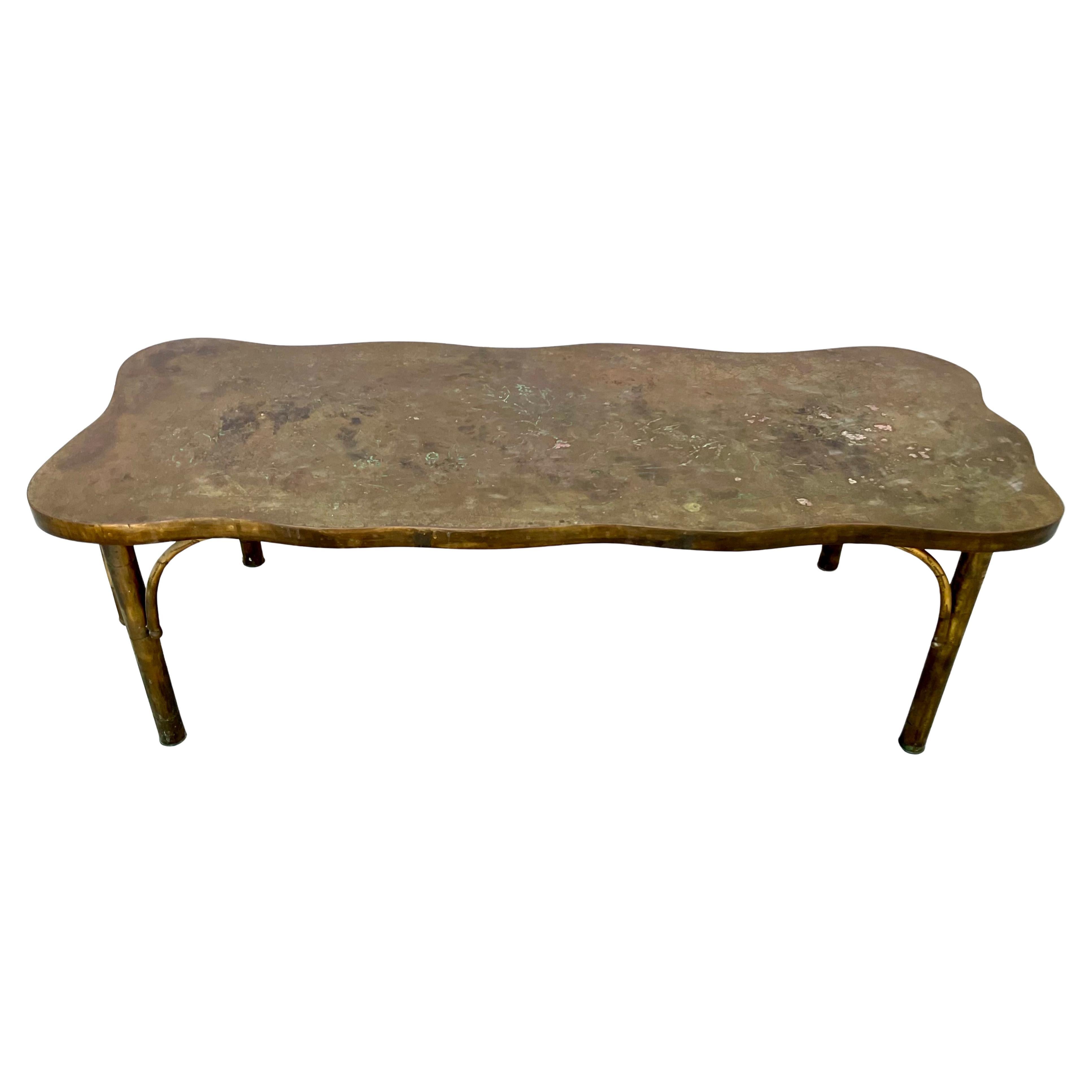 Américain Table basse en bronze Philip & Kelvin Laverne en vente
