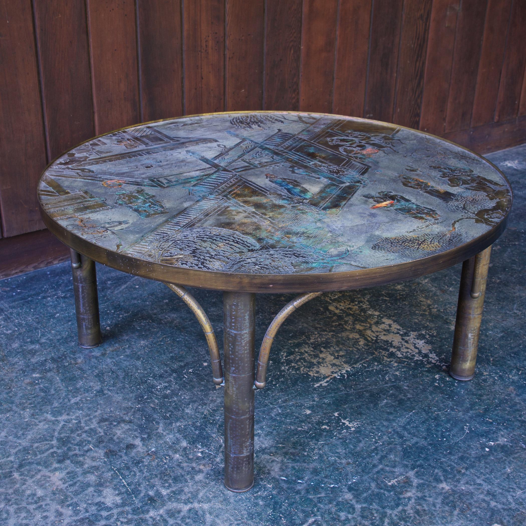 Mid-Century Modern Table basse Chan gravée en bronze pour petit appartement, Philip + Kelvin LaVerne en vente